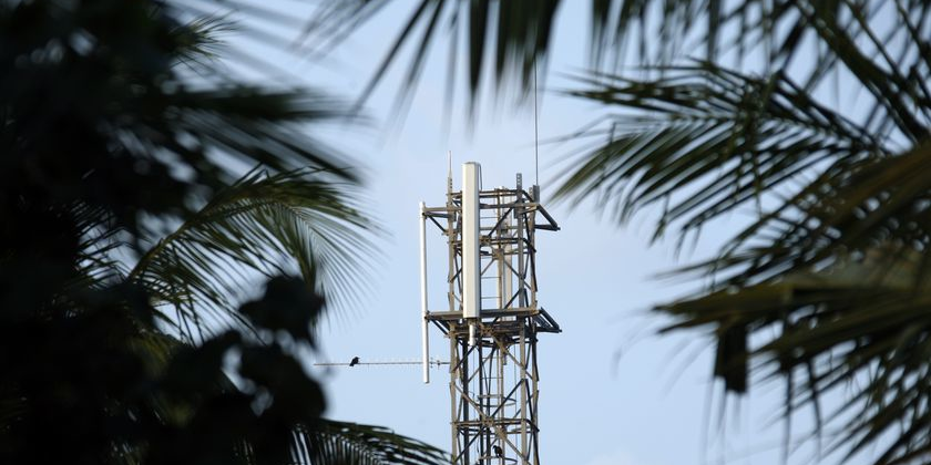 Pourquoi Altice et Bouygues Telecom vendent leurs pylônes de téléphonie mobile