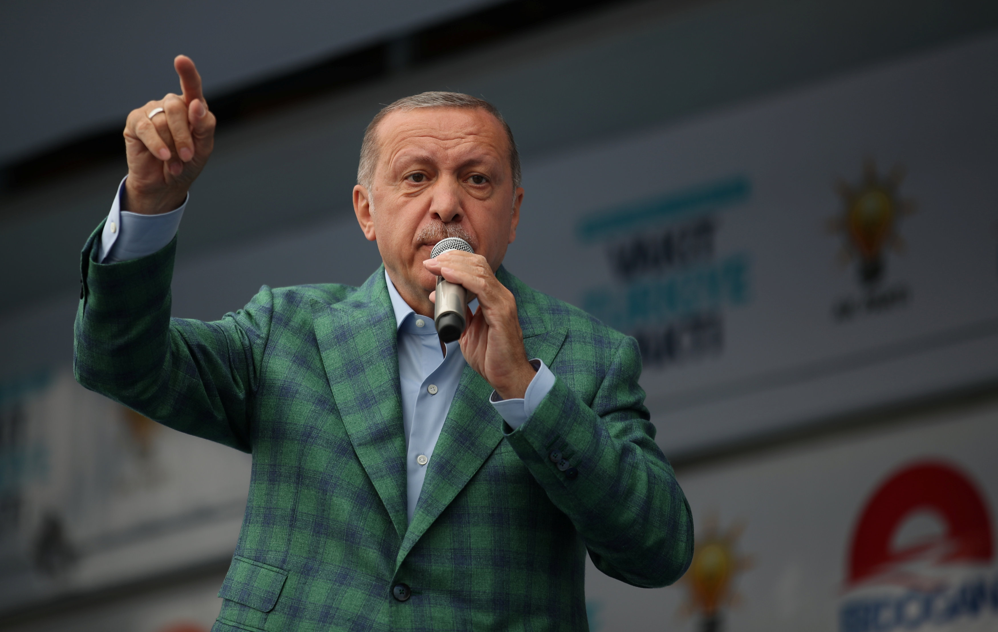 Turquie: le pays vote, Erdogan en danger