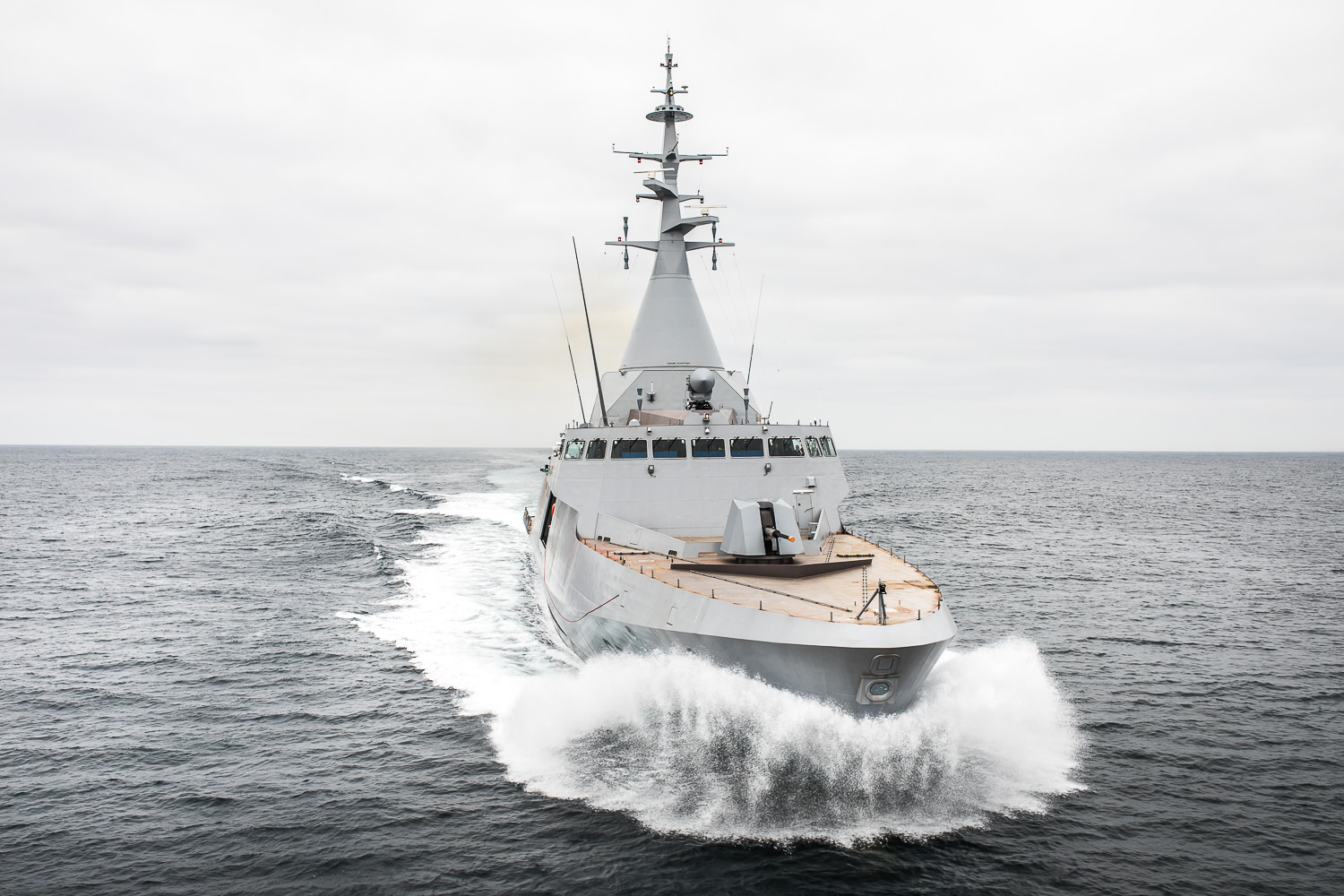 Corvettes : pourquoi Fincantieri a pris de l'avance sur Naval Group en Grèce