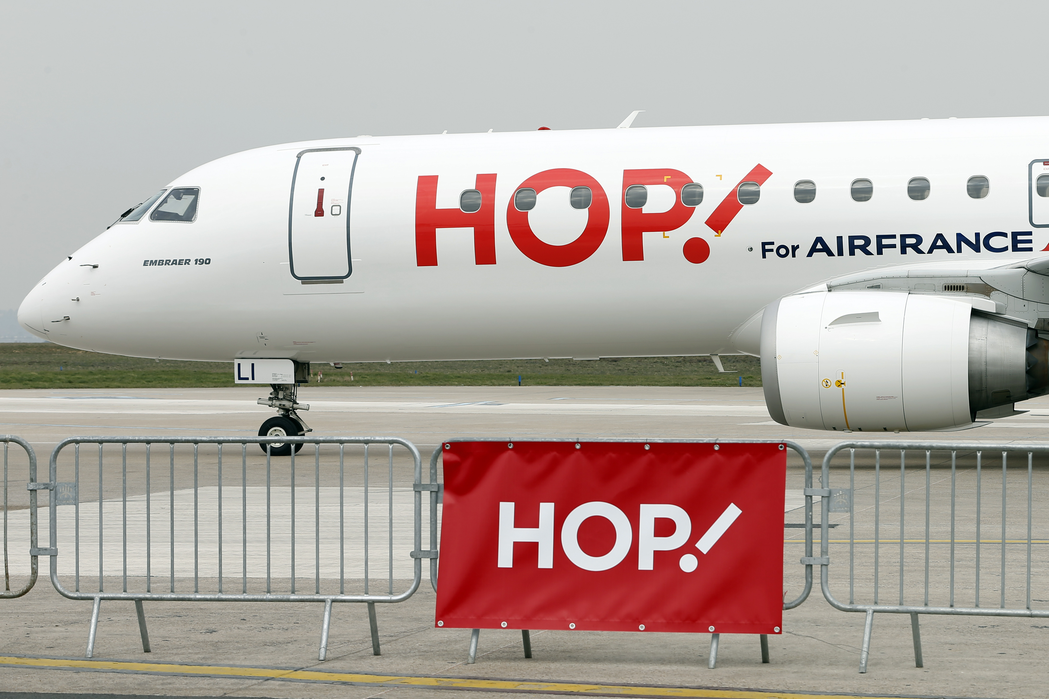 Air France : Transavia et HOP suspendent la totalité de leurs vols
