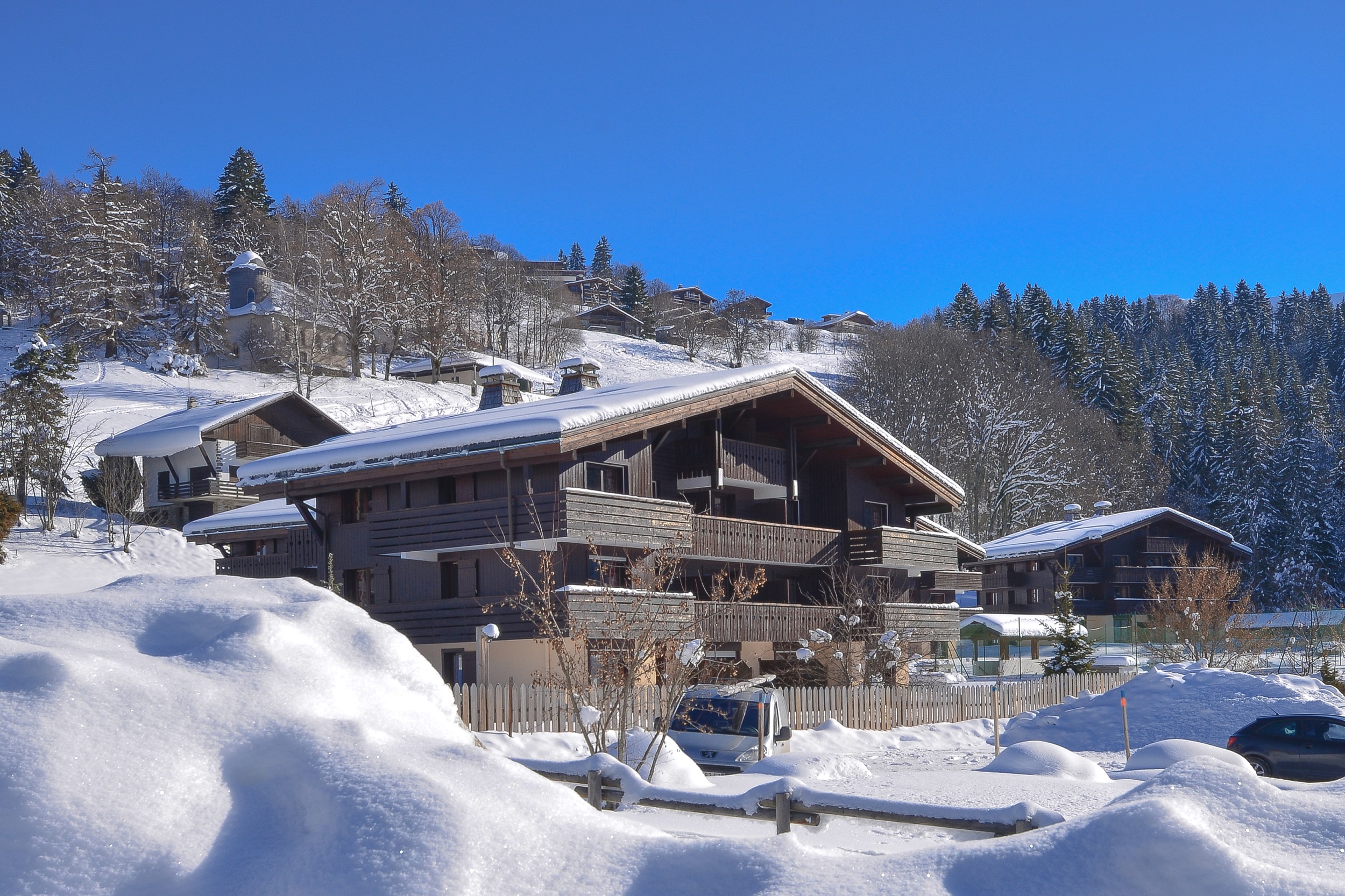 Domaine skiable de Rochebrune à Megève : le Conseil d'Etat renvoie la balle au tribunal administratif de Grenoble