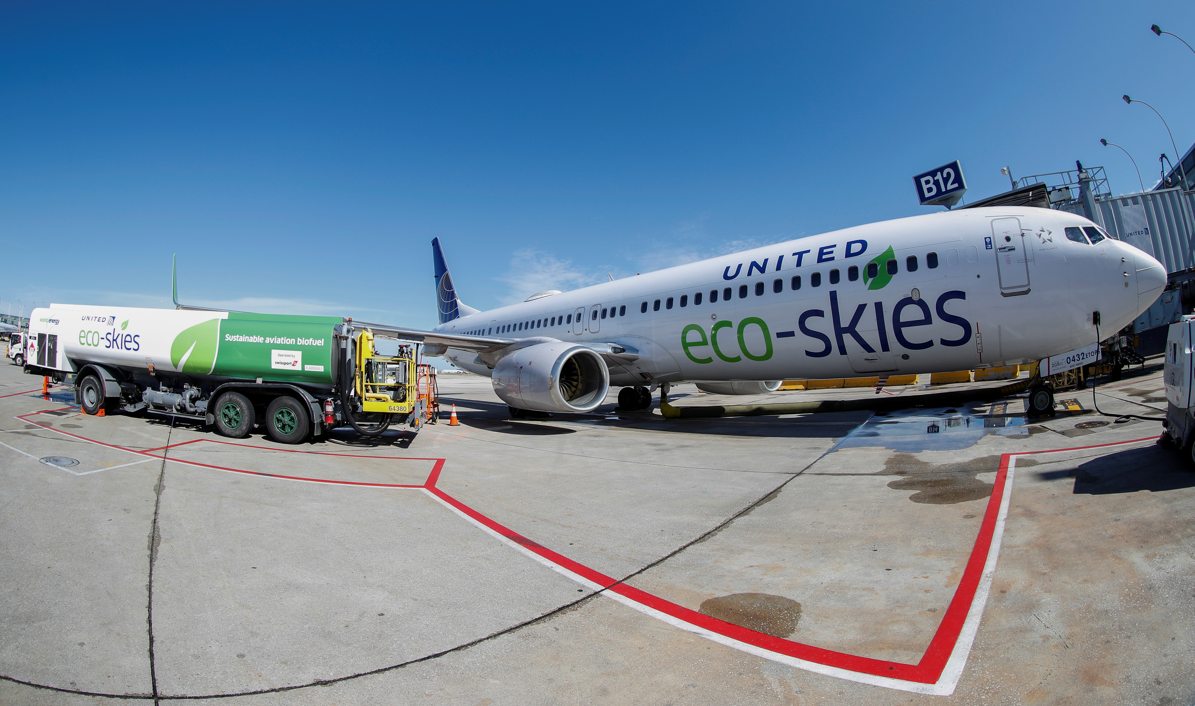 Zéro émission dans l'aérien en 2050 : l'IATA mise sur les carburants verts plutôt que sur l'hydrogène