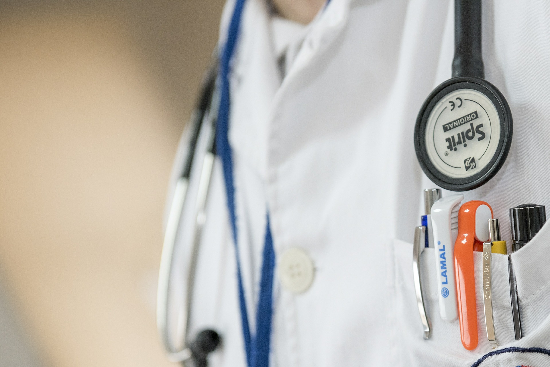 Santé : l'Assurance maladie ouvre la voie à la consultation des médecins généralistes à 30 euros