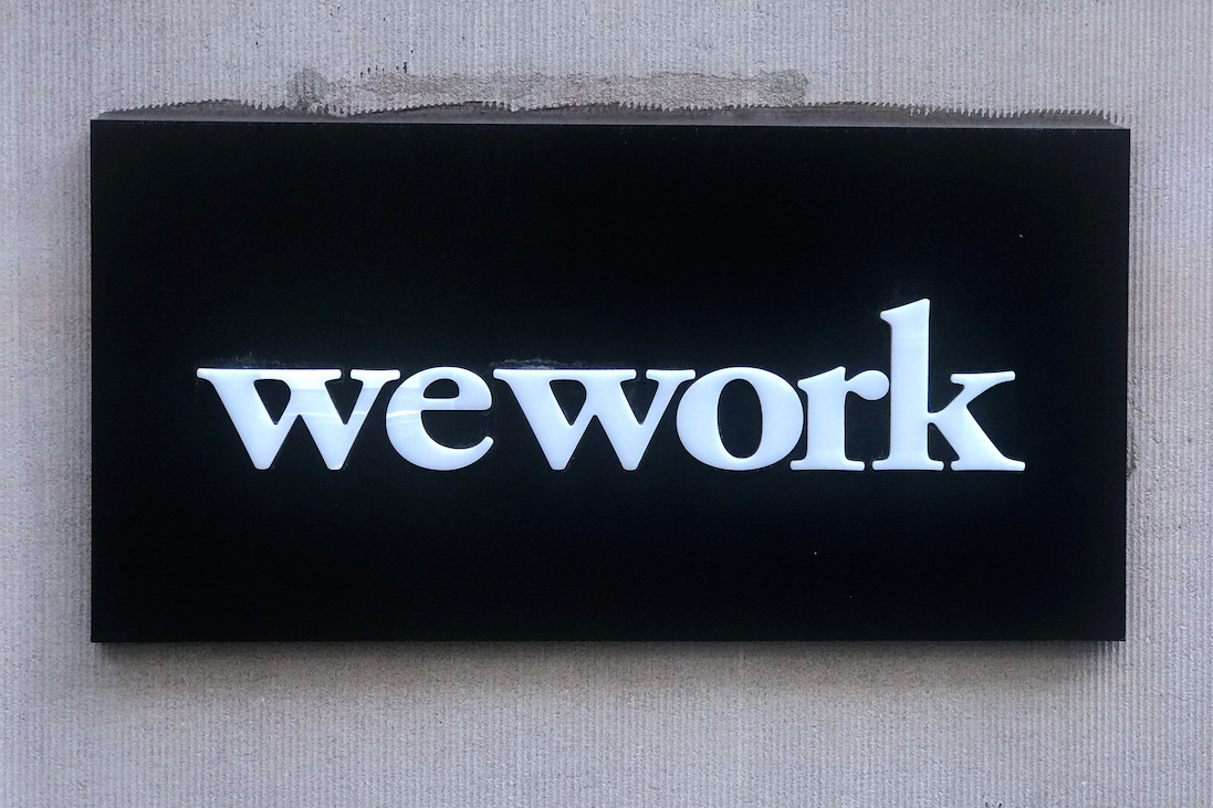Deux ans après avoir touché le fond, WeWork entre enfin en Bourse en s'alliant avec un SPAC