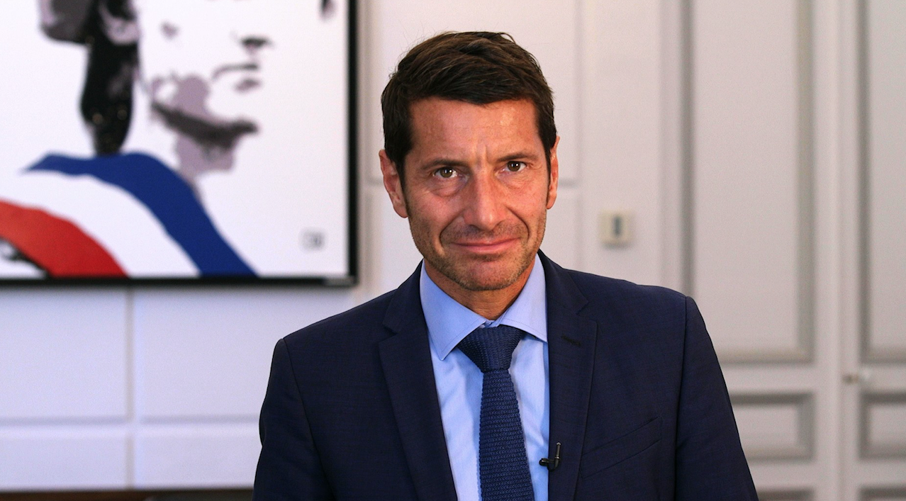 Le maire de Cannes, David Lisnard, élu à la présidence de la puissante association des maires de France