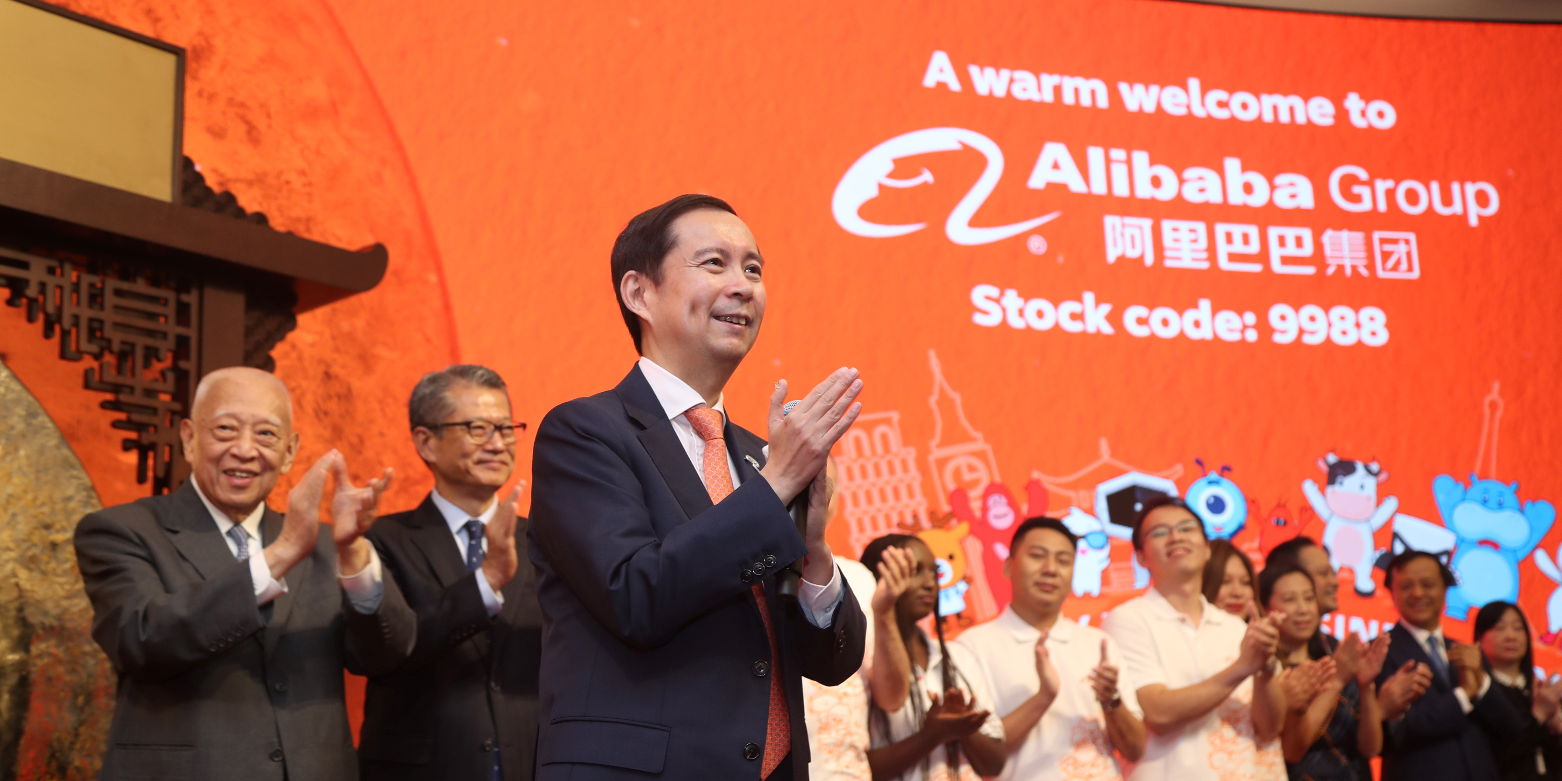 Malgré les manifestations, Alibaba se lance à la Bourse de Hong Kong et touche le jackpot