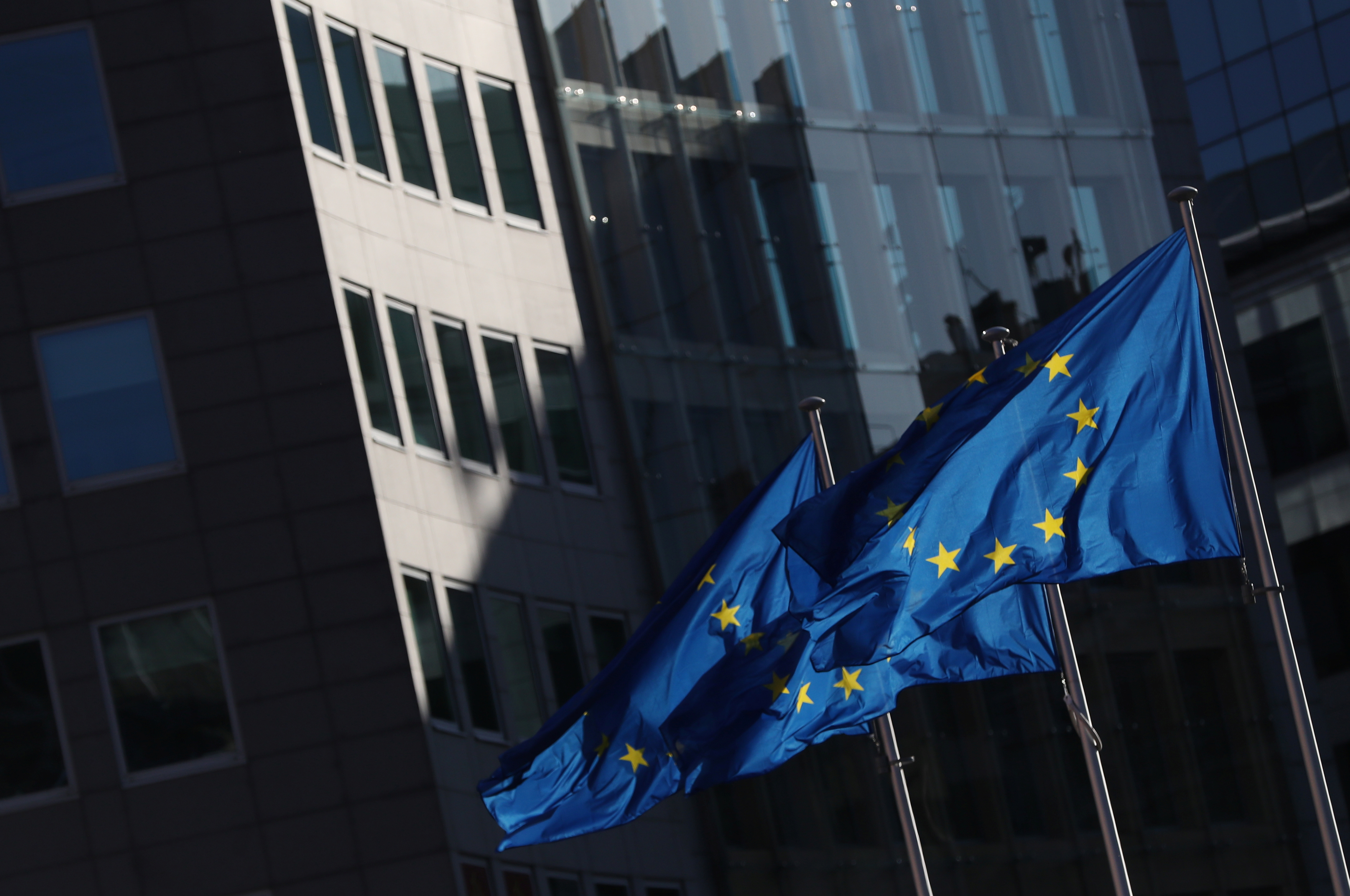 Zone euro: l'UE met en garde contre le coronavirus, mais maintient ses prévisions de croissance