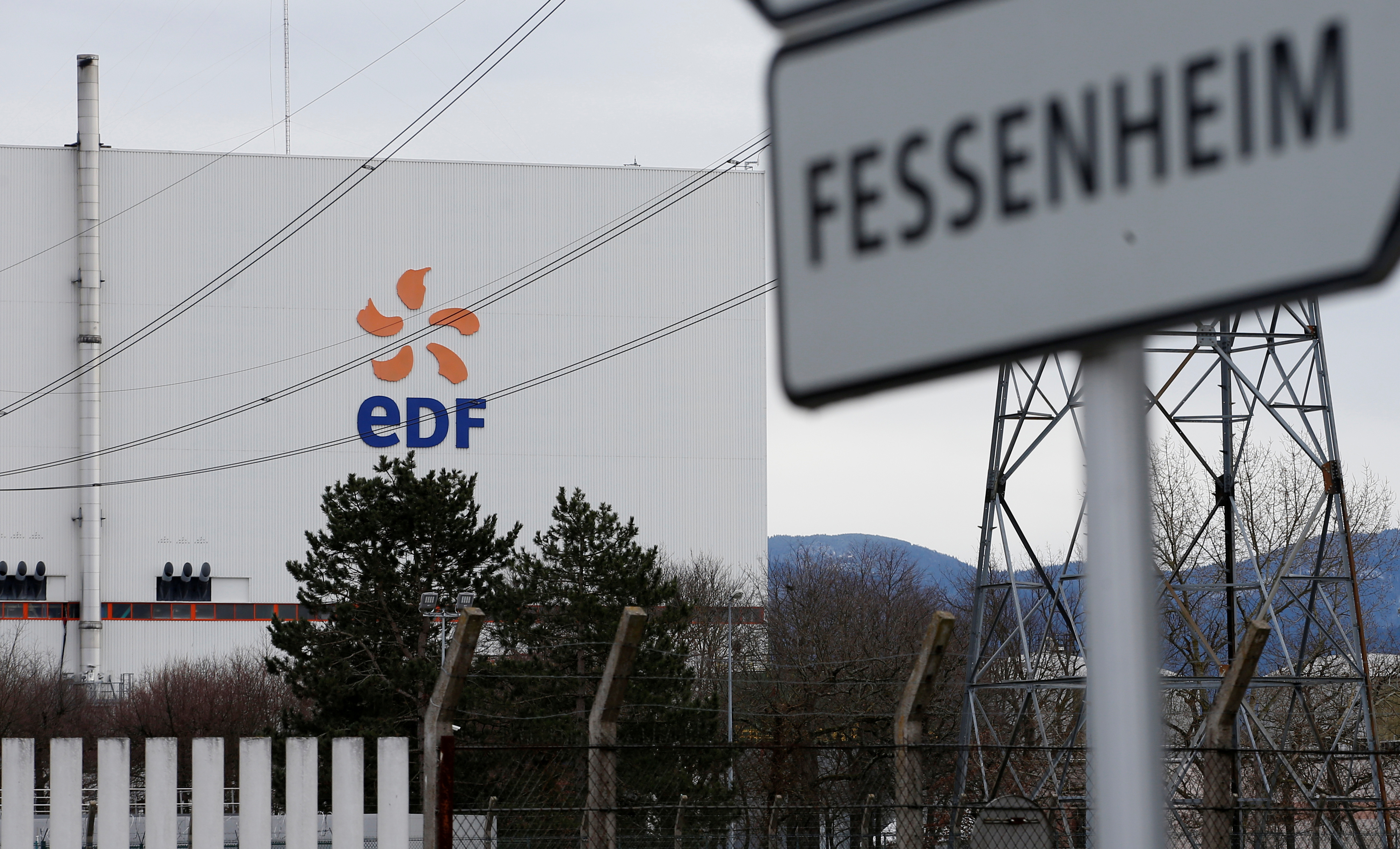 Nucléaire : pourquoi Fessenheim ne peut pas rouvrir, malgré les affirmations de Marine Le Pen