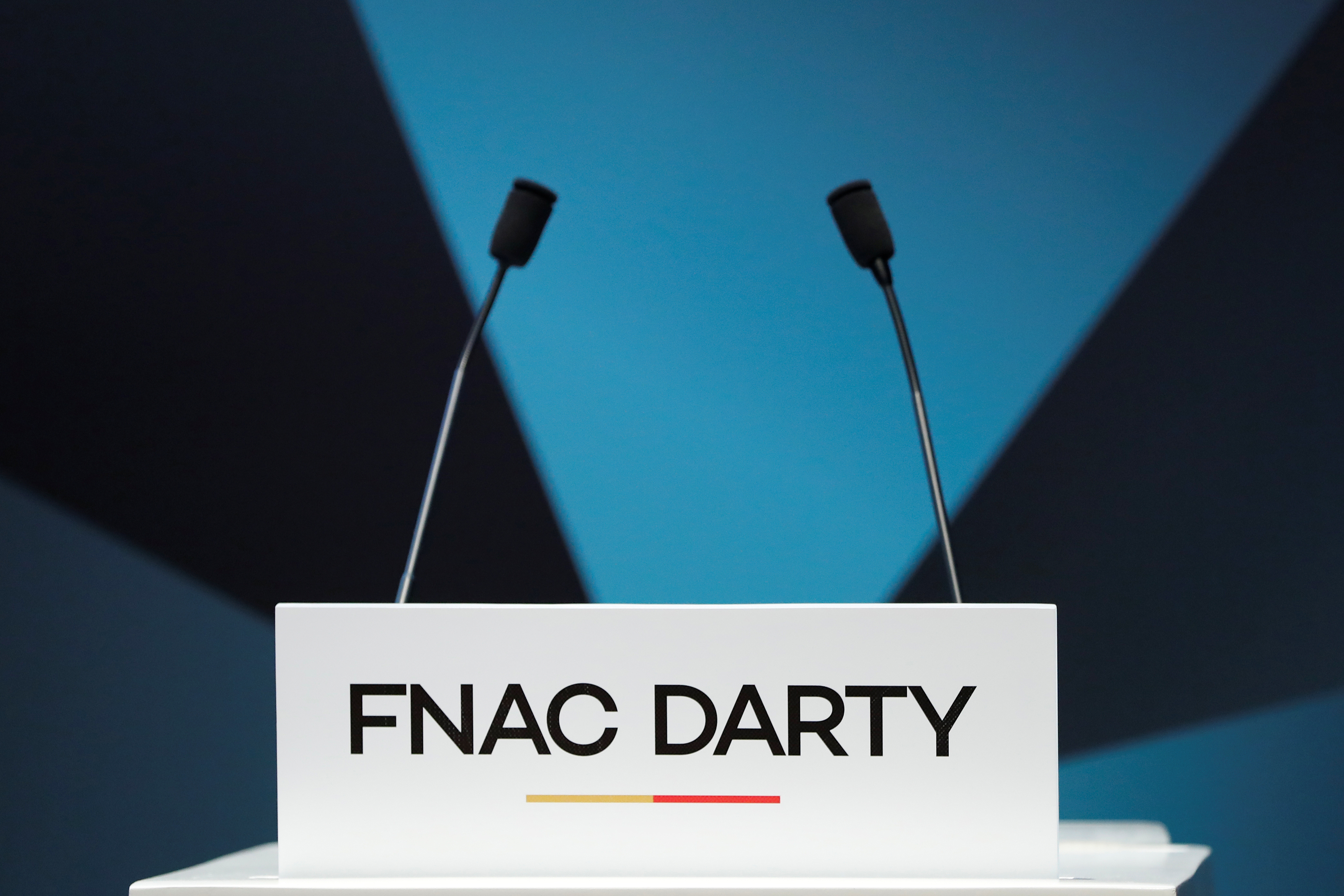 Fnac Darty veut racheter l'italien Unieuro et créer un géant européen de la distribution des produits électroniques