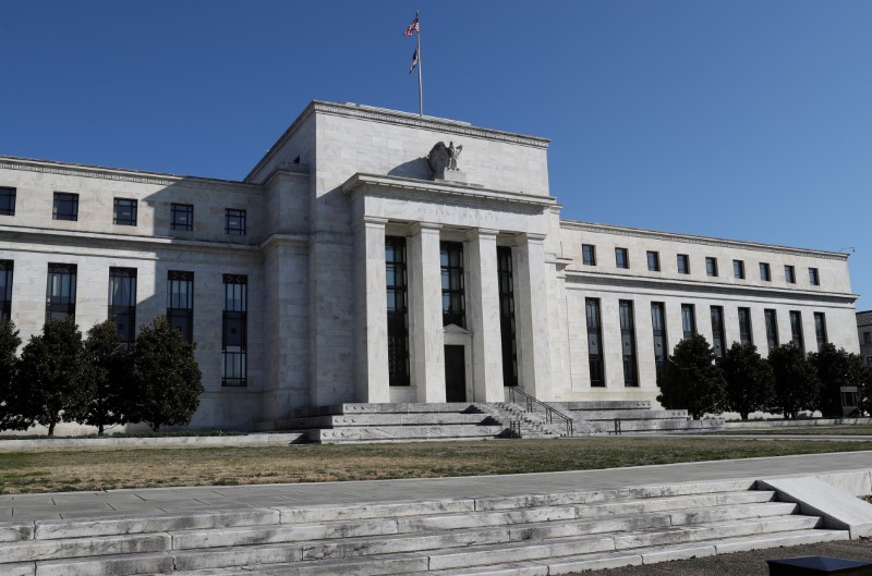La Fed continue d'abreuver les marchés en liquidités