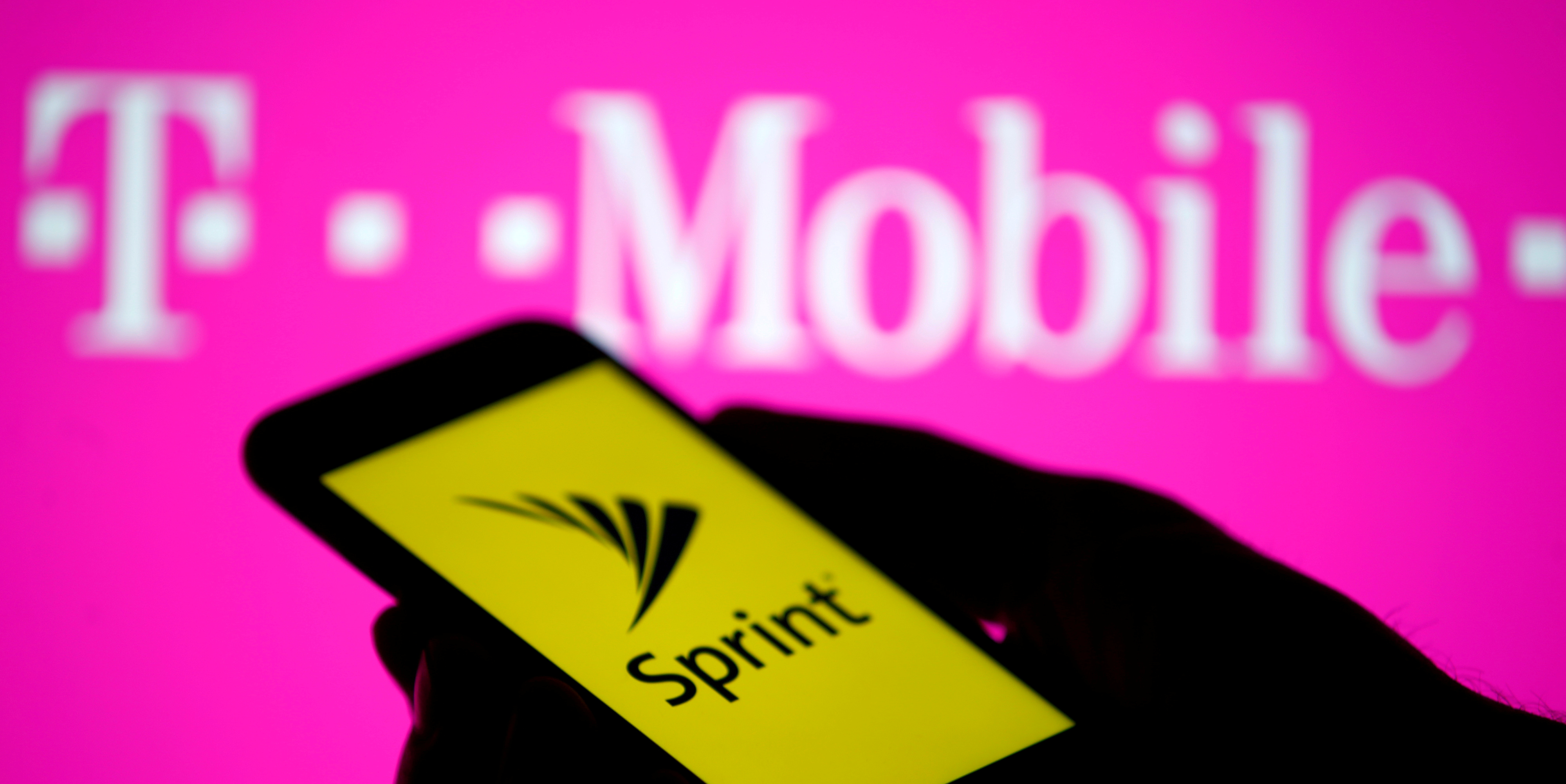 Télécoms: T-Mobile et Sprint ont enfin fusionné