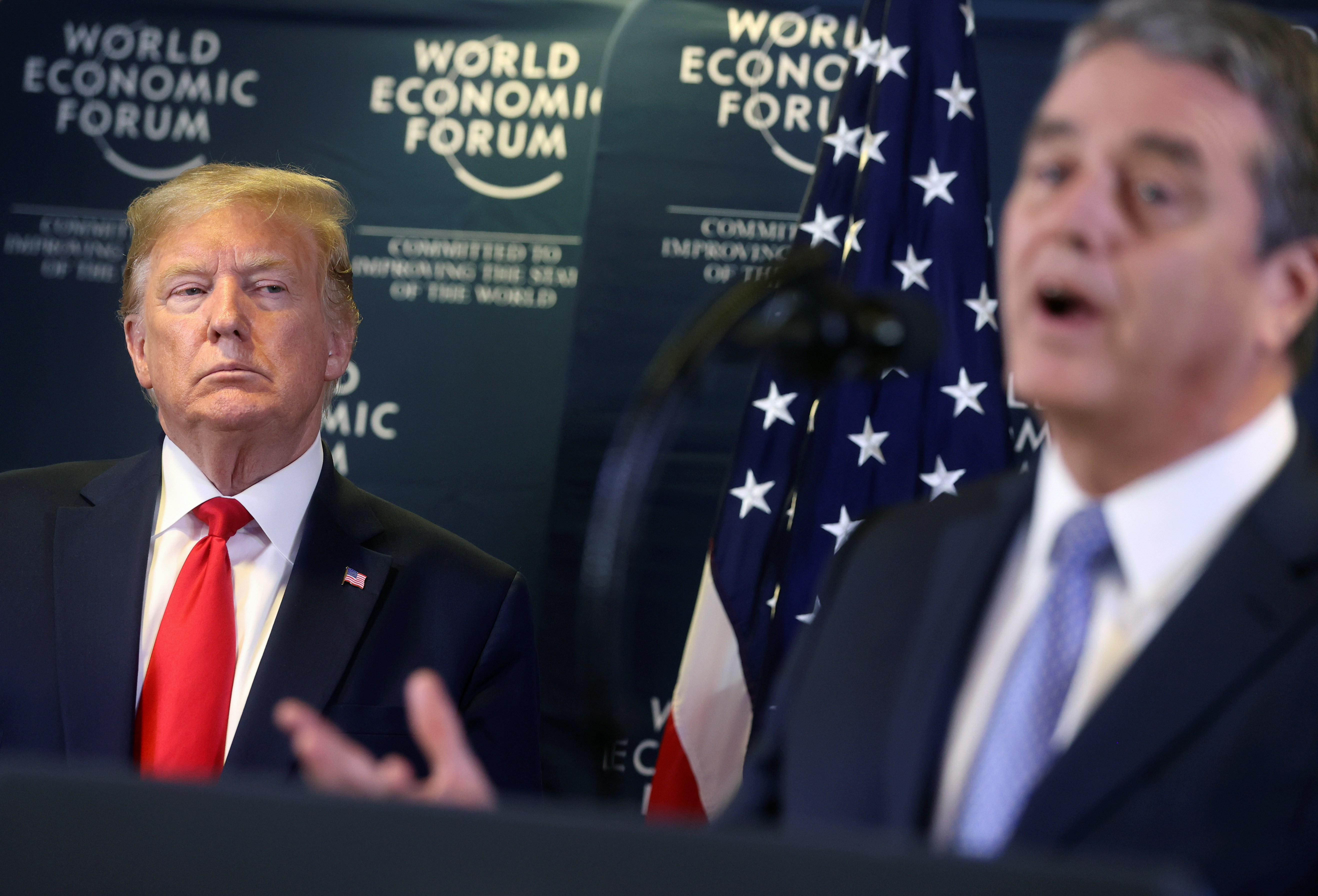 Le chef de l'OMC, bête noire de Trump, démissionne en pleine crise économique mondiale