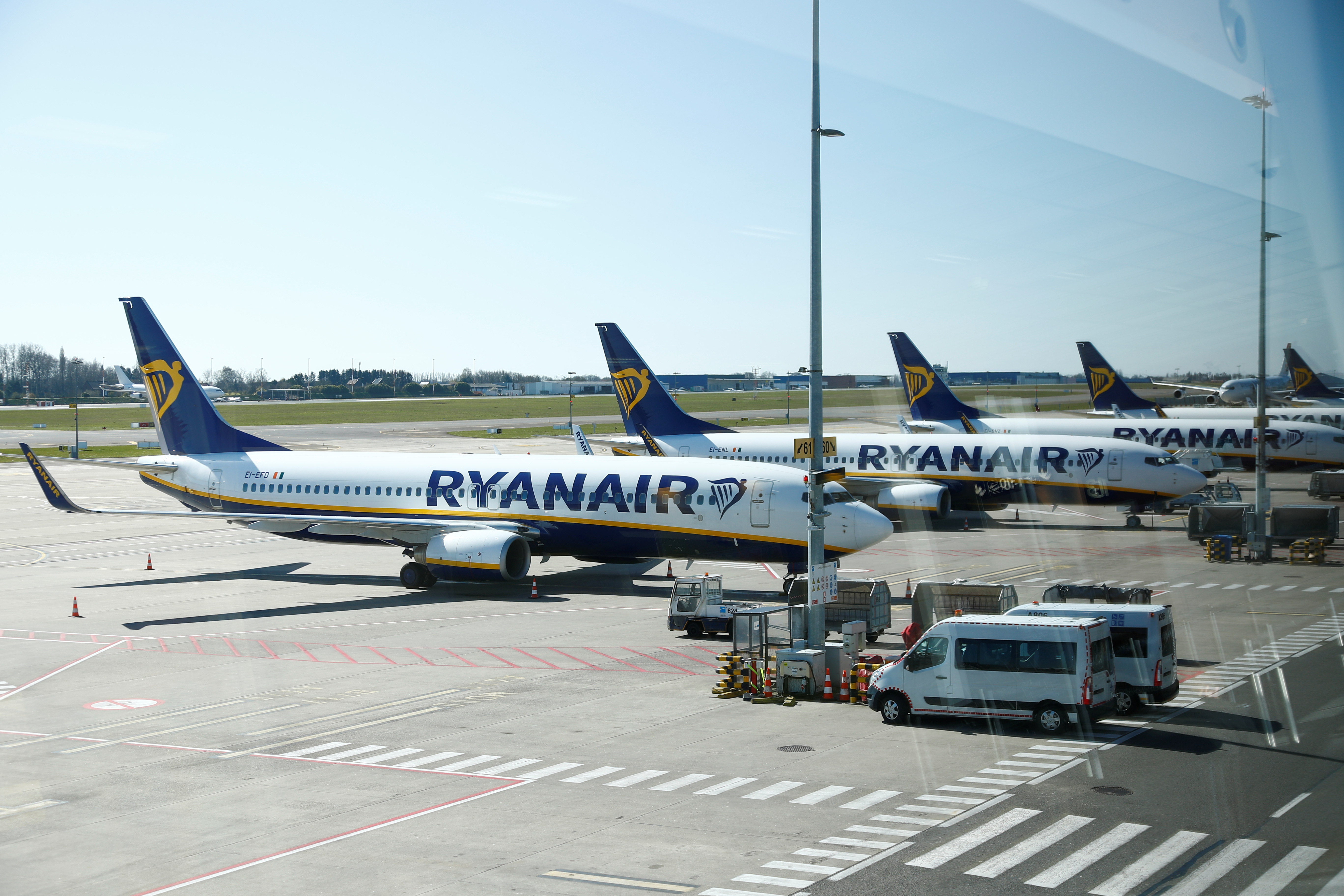 Ryanair : un prix plancher des billets d'avion, 
