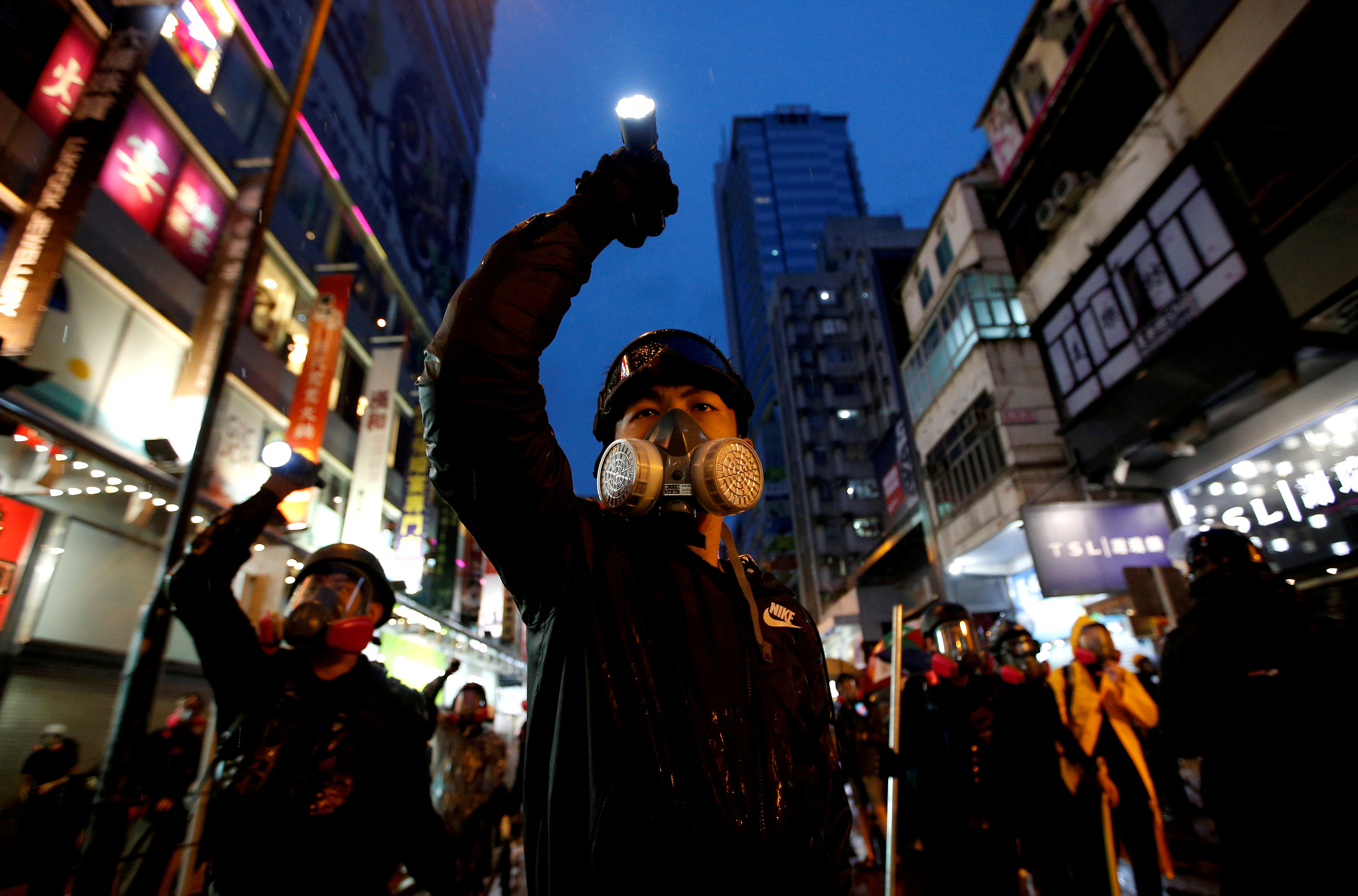 Loi sur la sécurité : Hong Kong veut rassurer les investisseurs étrangers