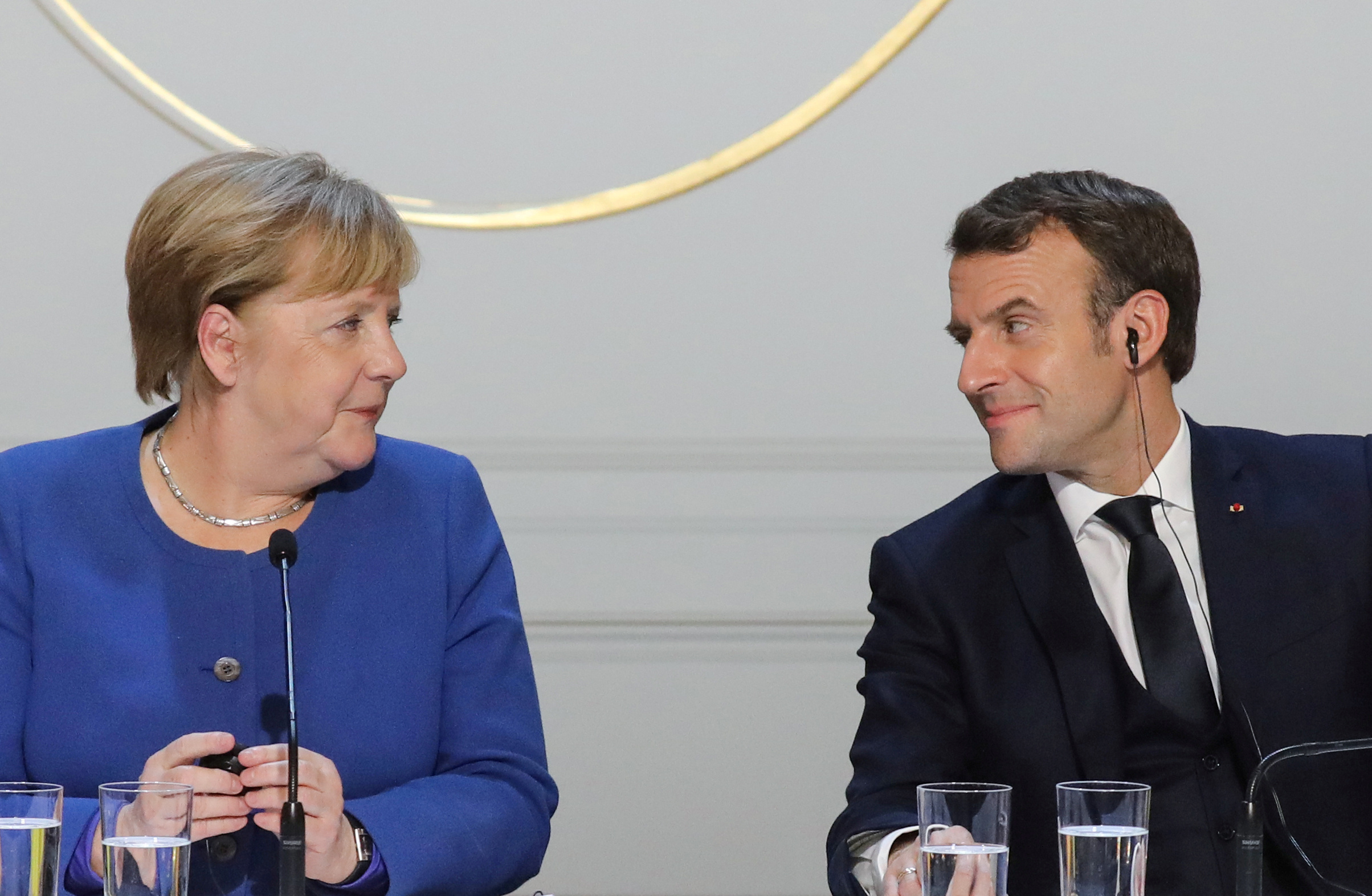 Macron et Merkel arrachent un accord de 750 milliards pour relancer l'Europe