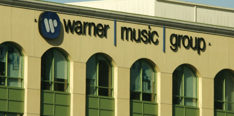 Bourse : après 9 ans d'absence, Warner Music Group fait son retour à Wall Street