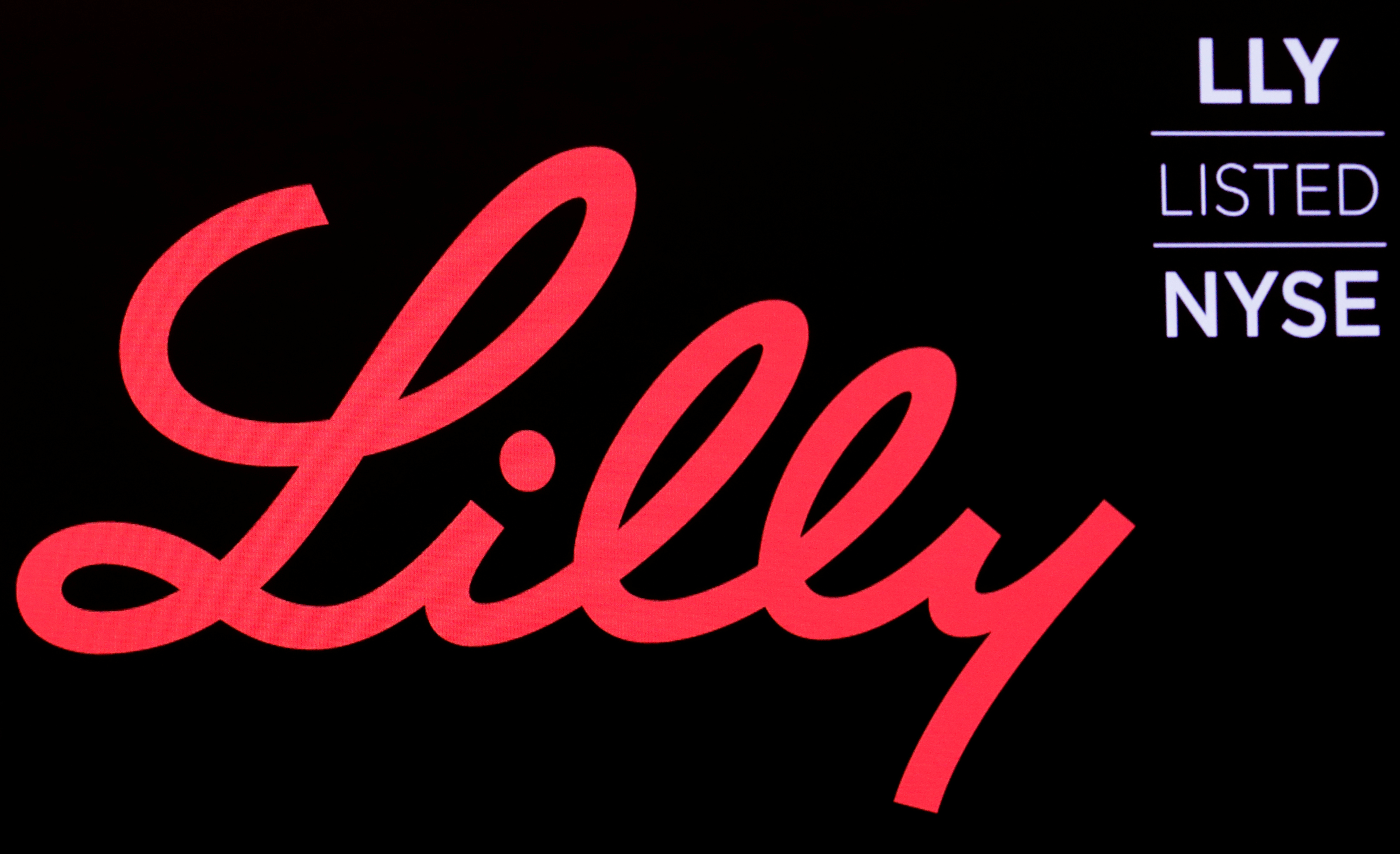 Covid: la FDA autorise l'utilisation du traitement d'Eli Lilly, similaire à celui reçu par Trump
