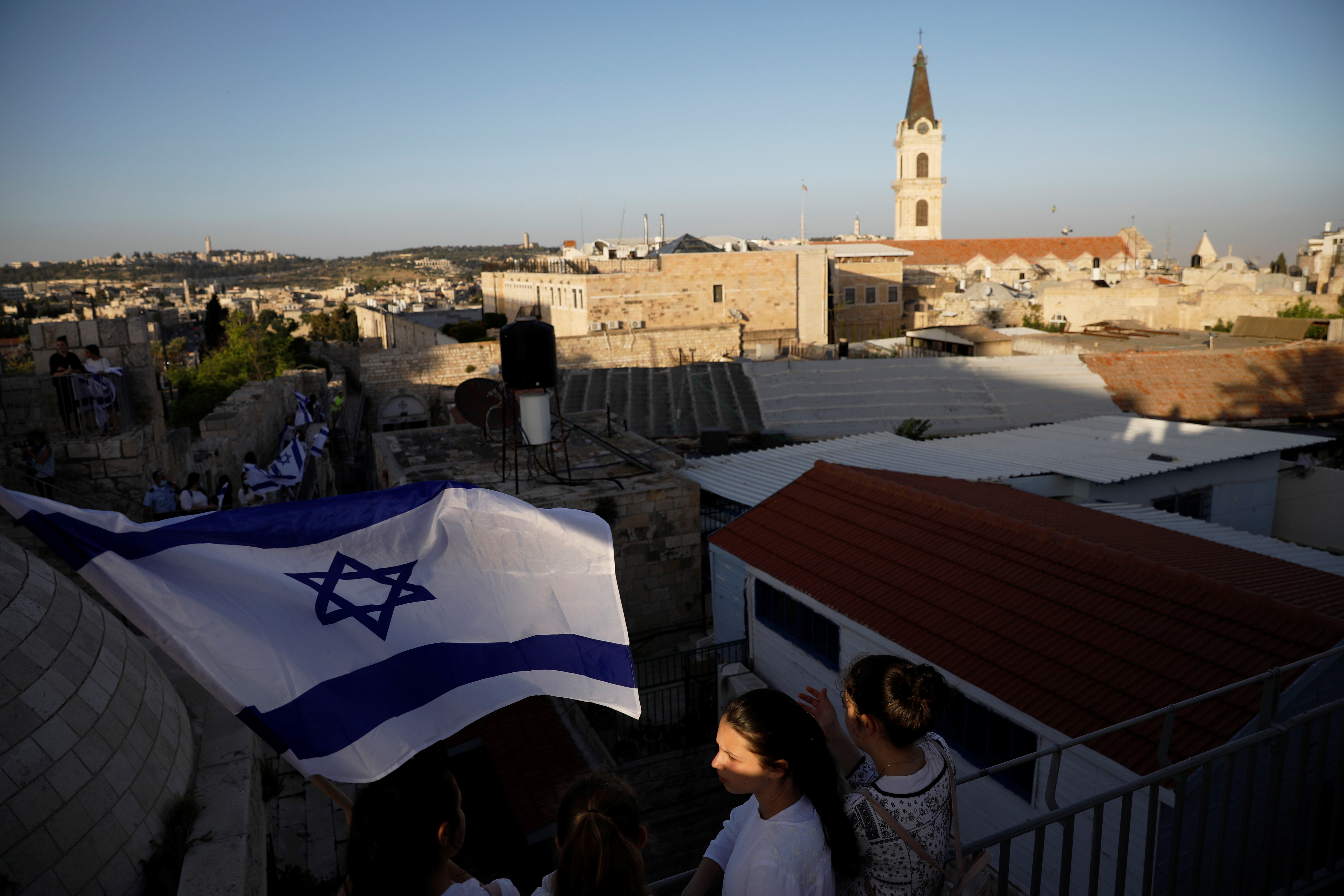 L'accord Emirats-Israël rebat-il les cartes dans la région ?