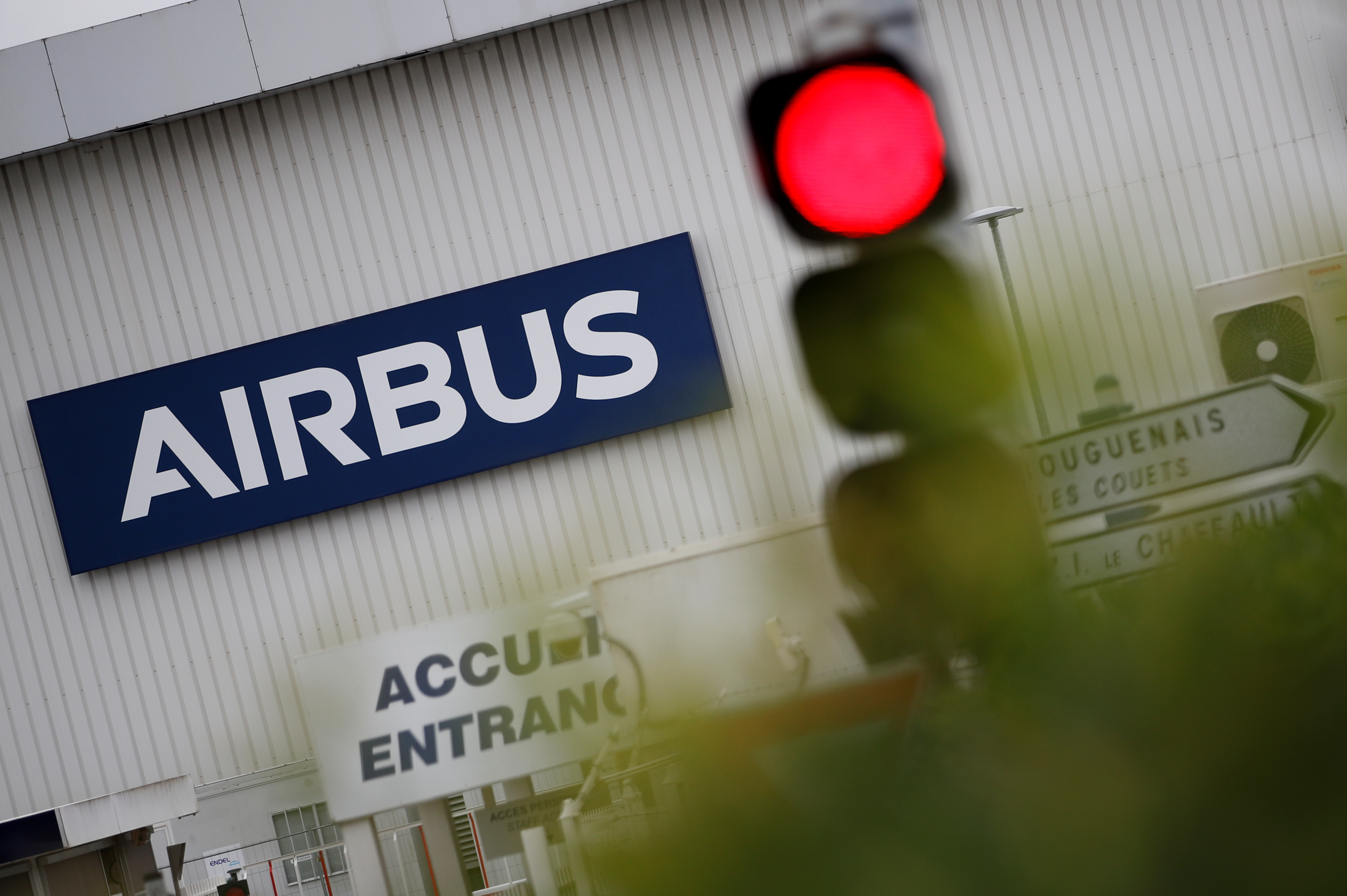 Airbus: plus de 3.500 postes supprimés à Toulouse, FO craint 