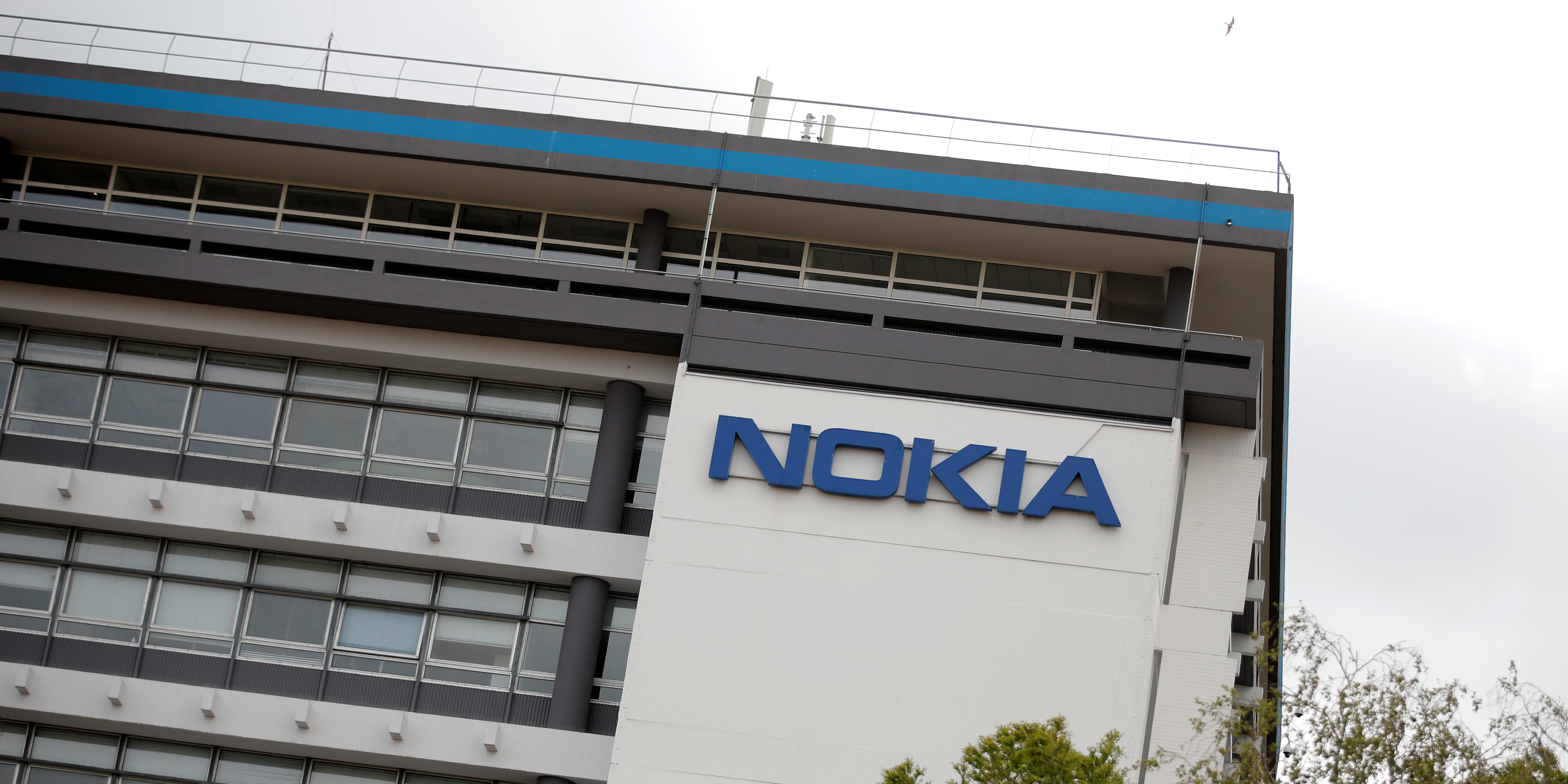Nokia assure vouloir rester 