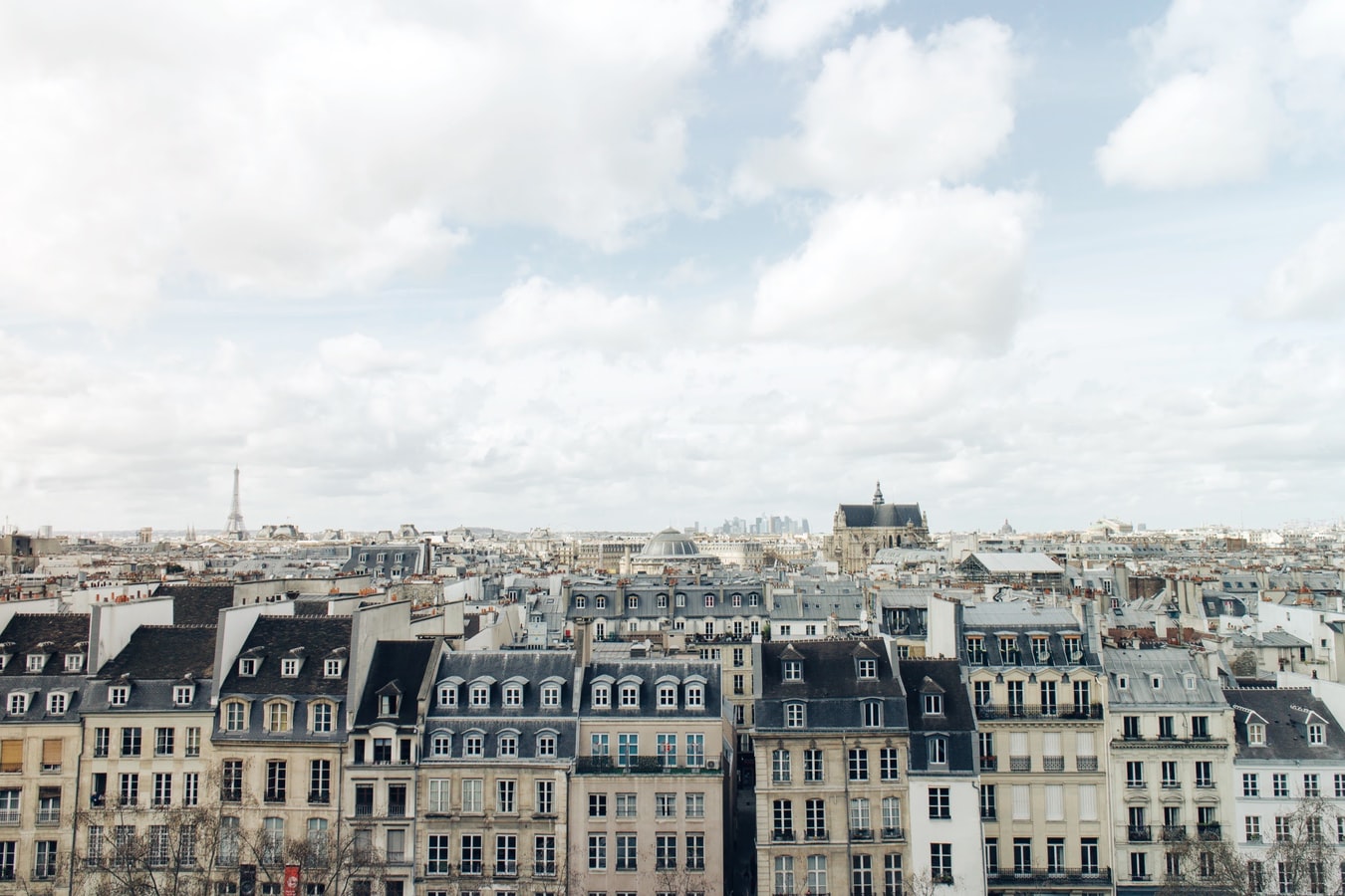 La hausse des loyers parisiens se poursuit malgré le plafonnement