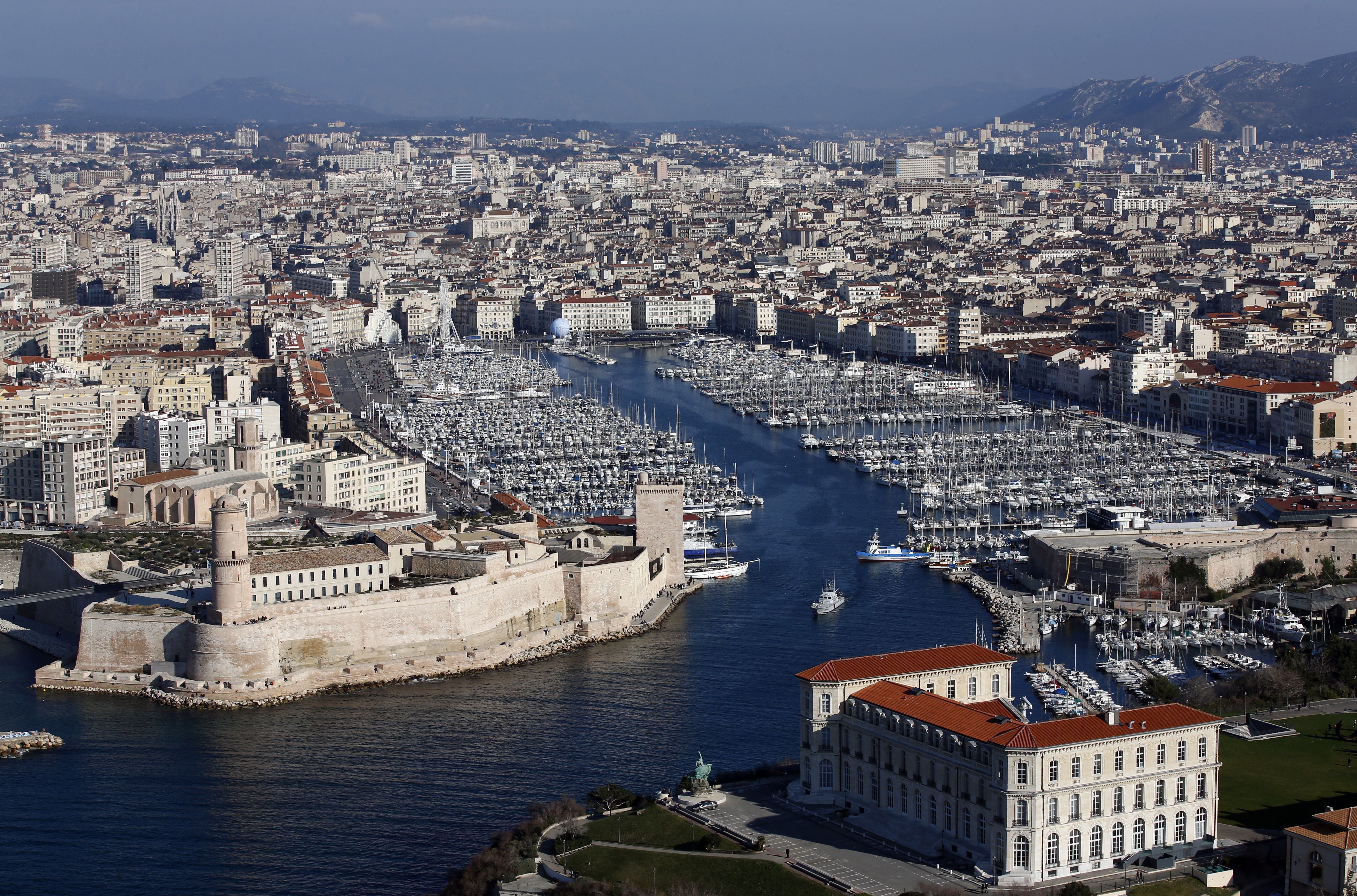 Hausse record de la taxe foncière à Marseille : plus de 200 propriétaires demandent son annulation