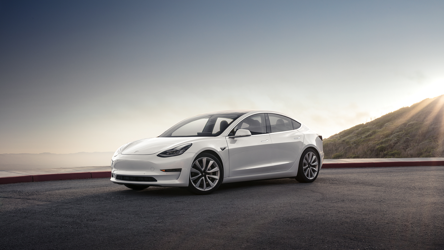 Voiture électrique :Tesla casse les prix et risque de provoquer une guerre  tarifaire dans l'automobile