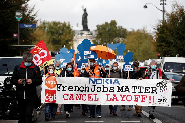 L'économie française submergée par une vague de plans sociaux