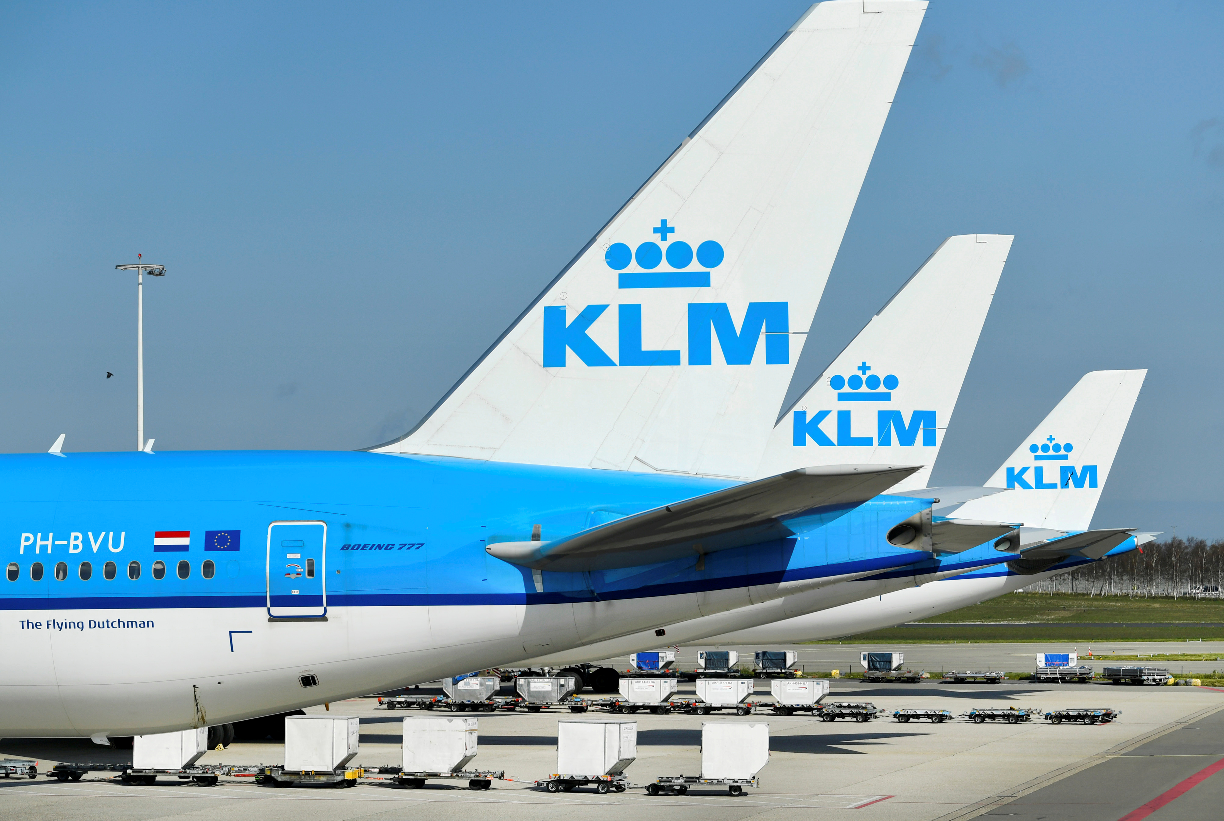 Coup de massue pour Air France-KLM : KLM suspend tous ses vols long-courriers