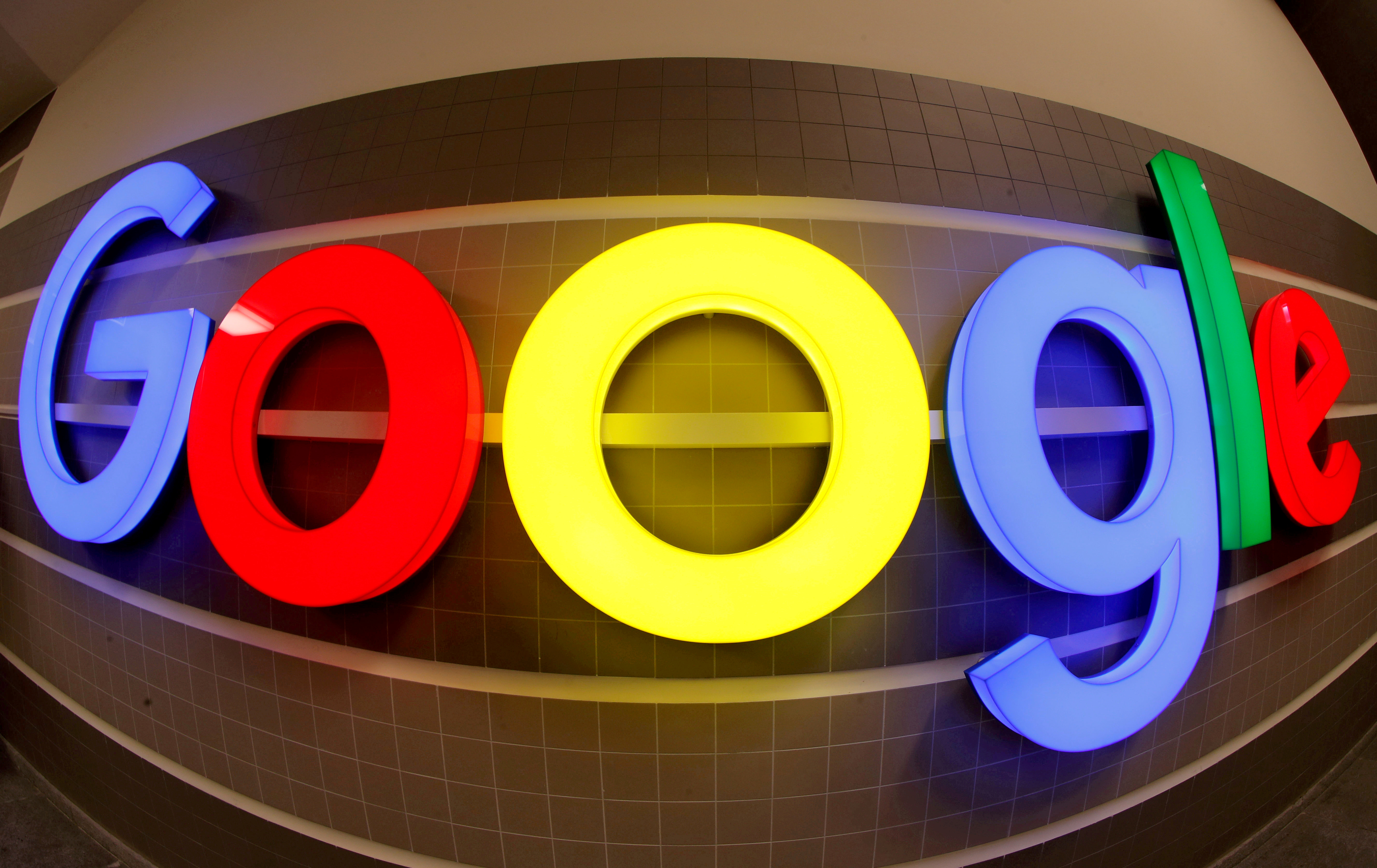 Droits voisins: Google accepte de payer plusieurs titres de la presse française