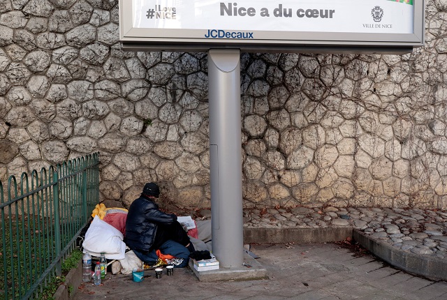 La France comptait 9 millions de pauvres en 2019, le pire à venir ?
