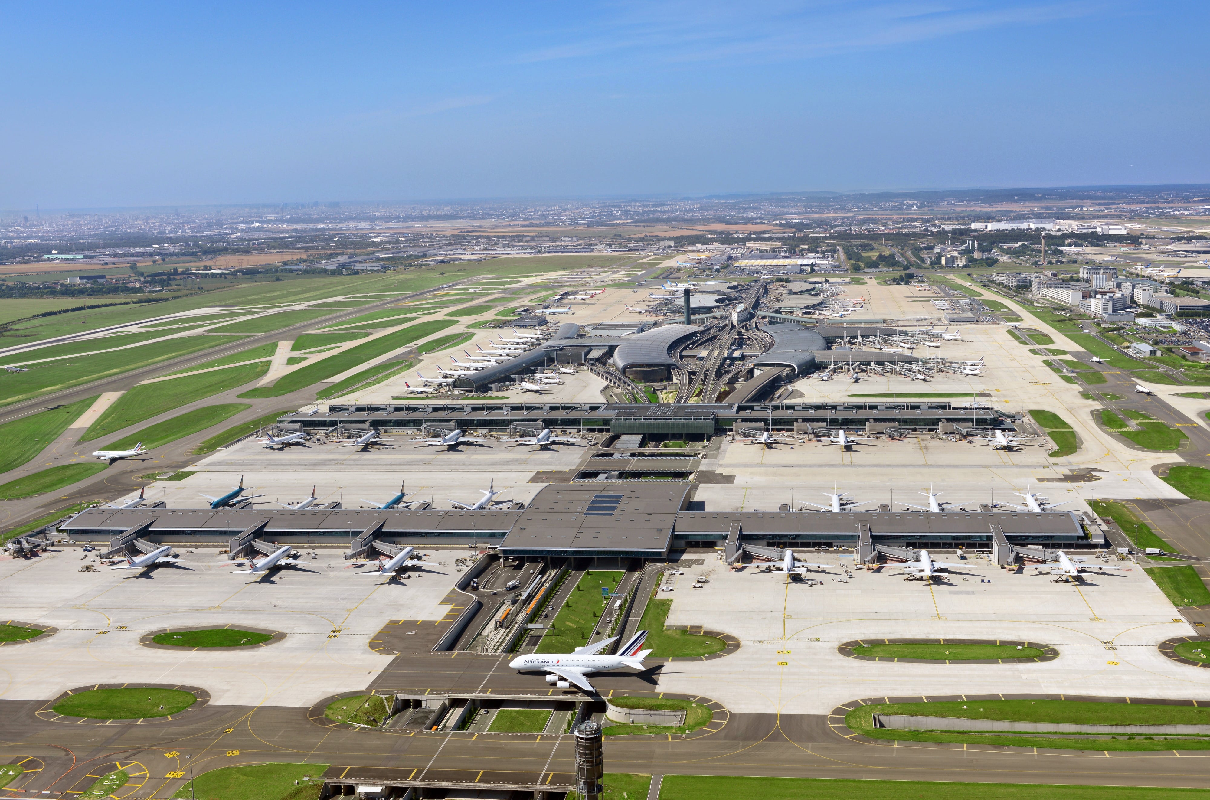 ADP et Vinci Airports accélèrent leur redressement mais restent loin de 2019