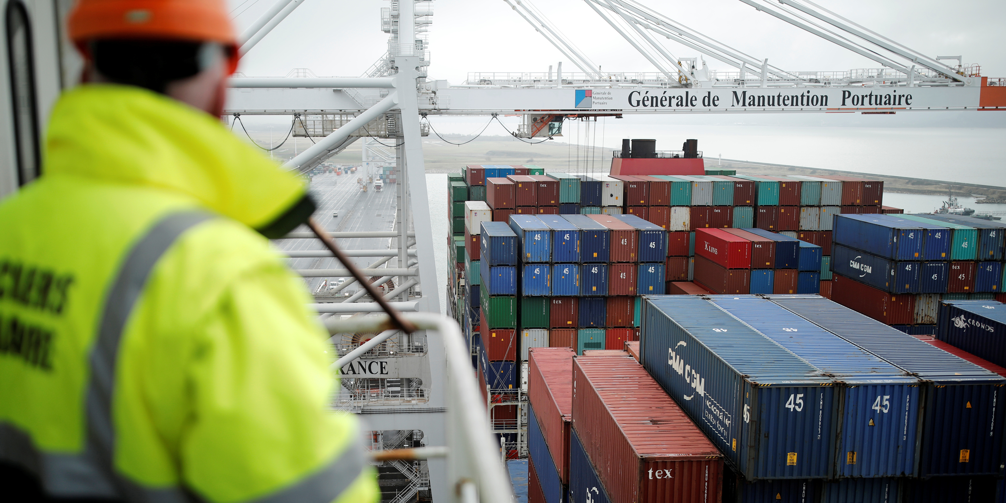 Logistique: le gouvernement annonce des mesures pour la compétitivité du secteur