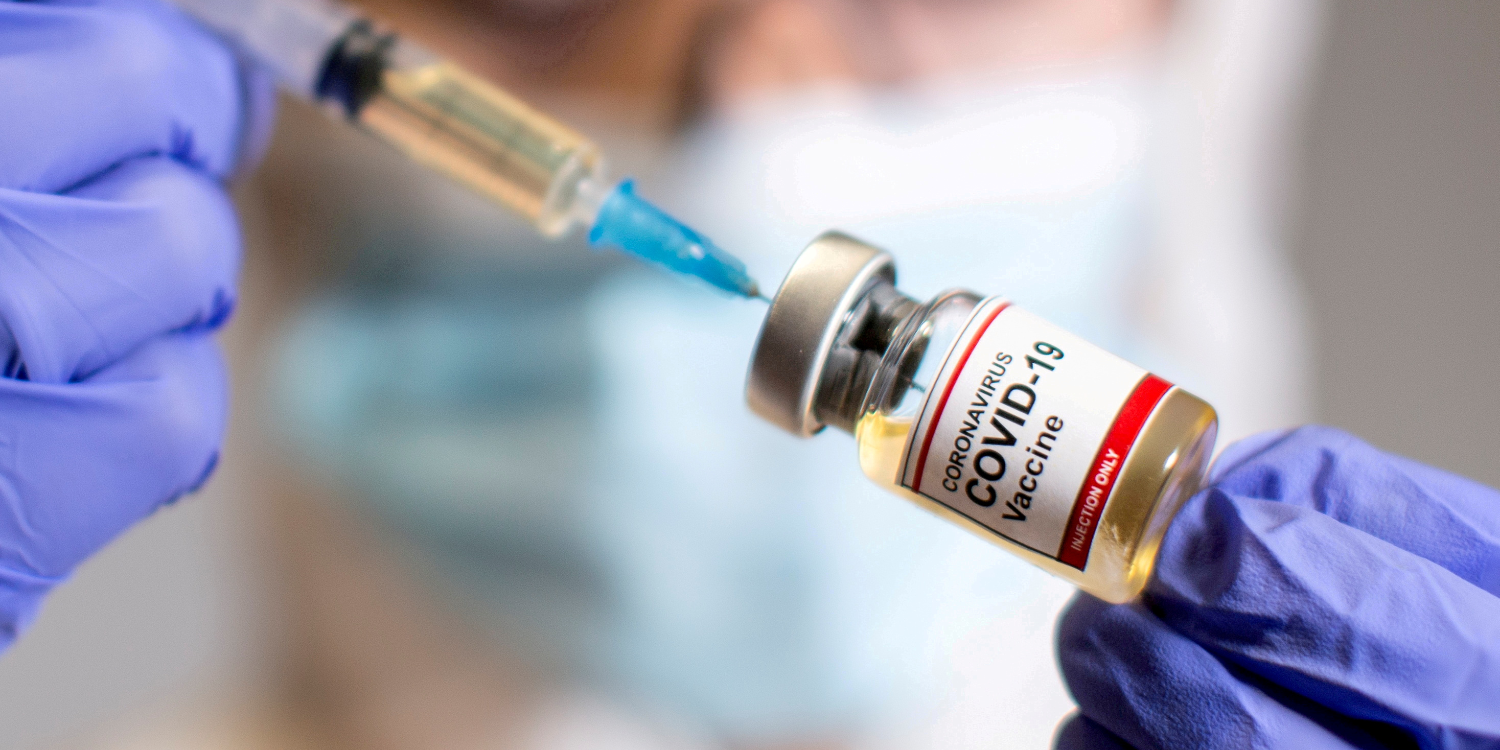 À rebours de certains pays, la Suisse mise sur la prudence face aux vaccins contre le Covid-19