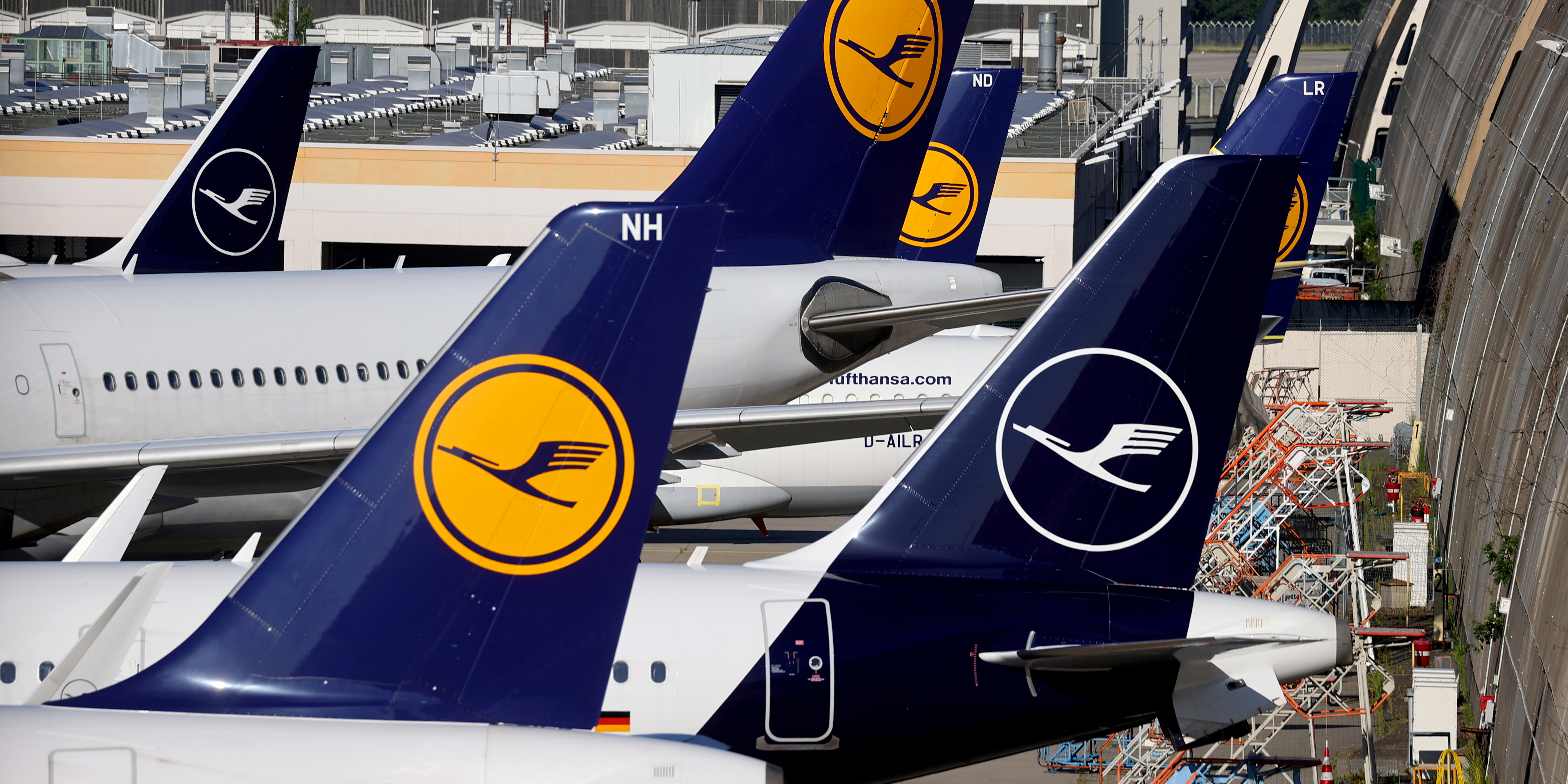Lufthansa: accord sur 200 millions d'euros d'économies pour le personnel au sol