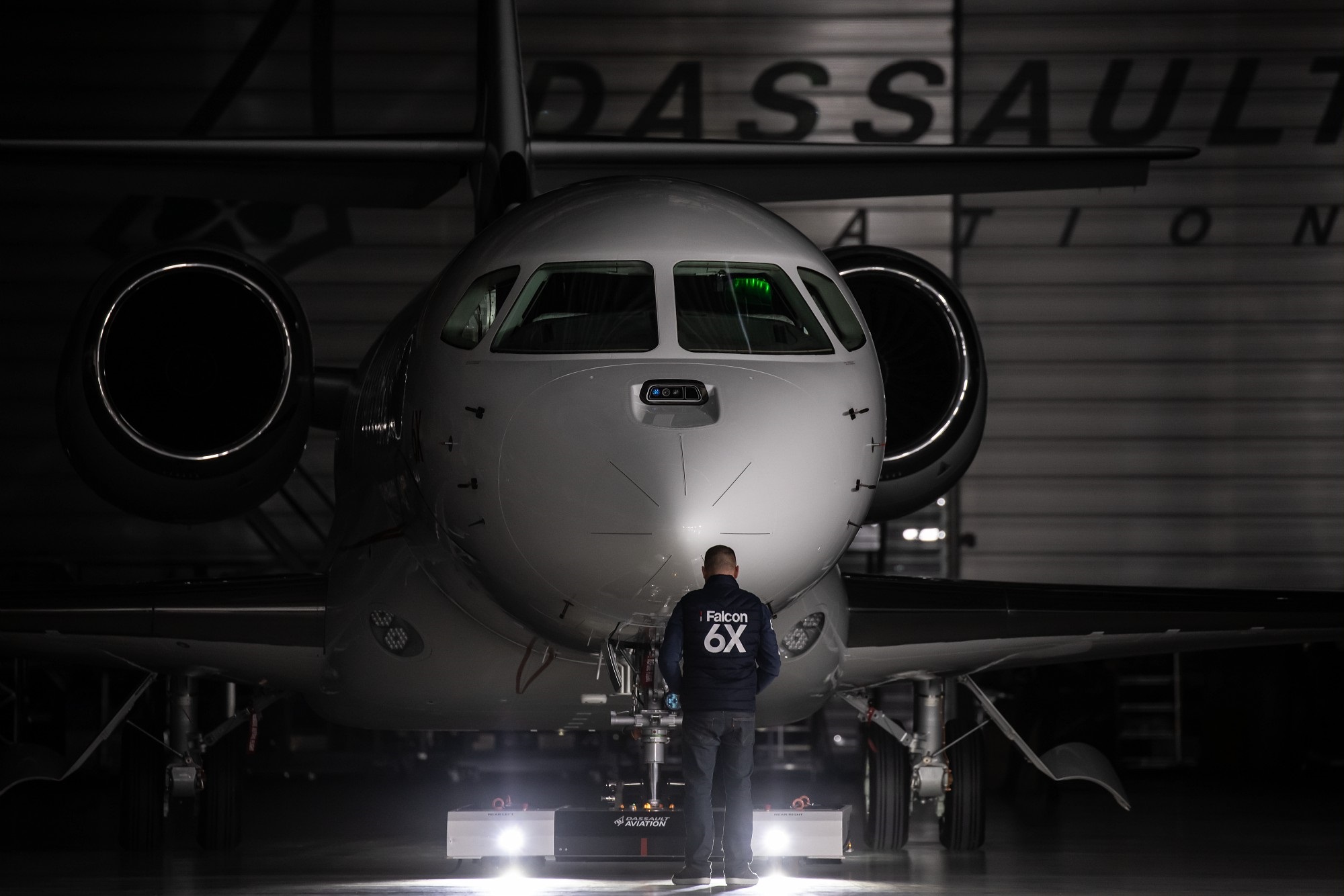Falcon 6X : le nouvel avion d'affaires de Dassault Aviation prêt à décoller