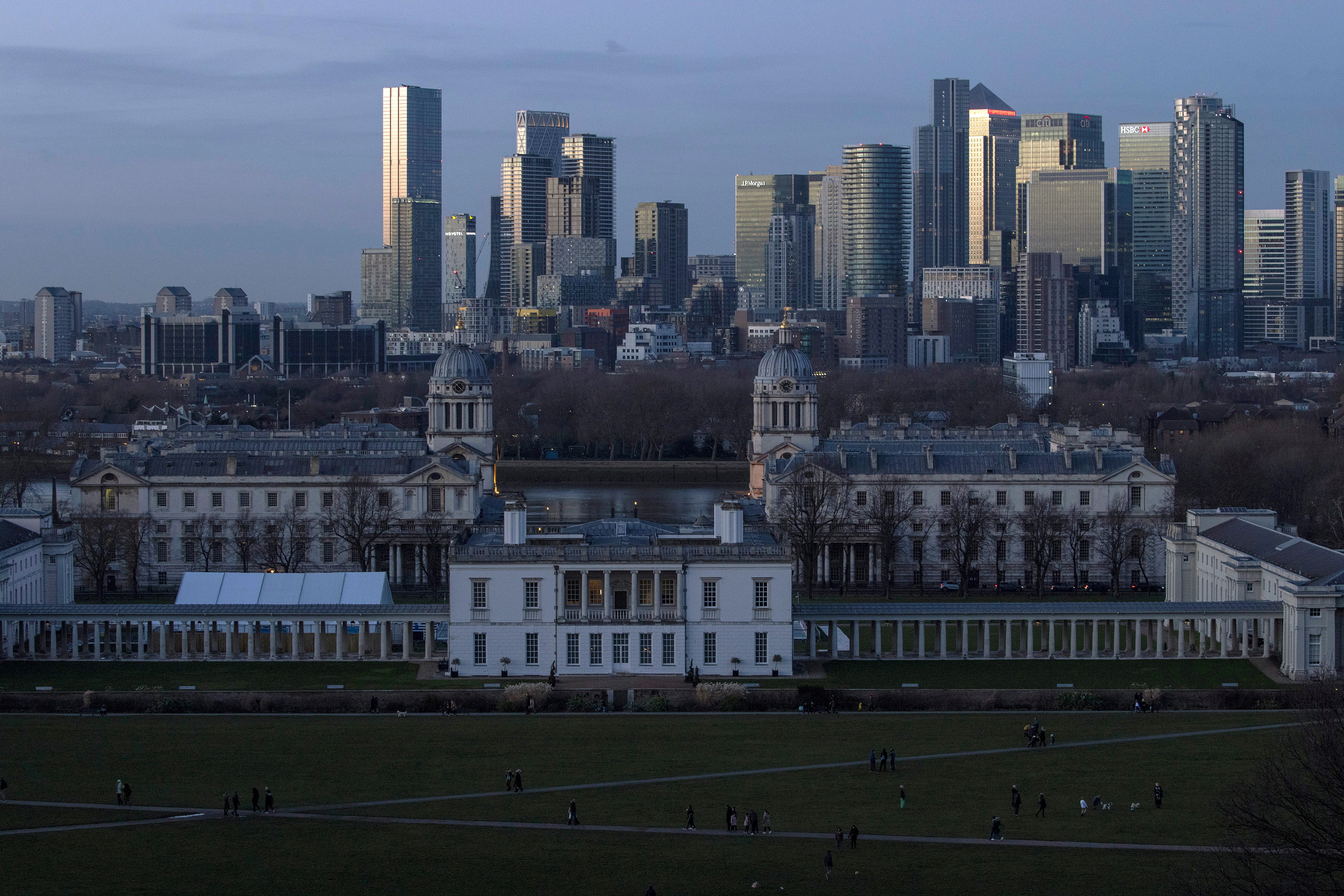 La Bourse de Paris termine sur une note d'espoir, Londres portée par l'optimisme