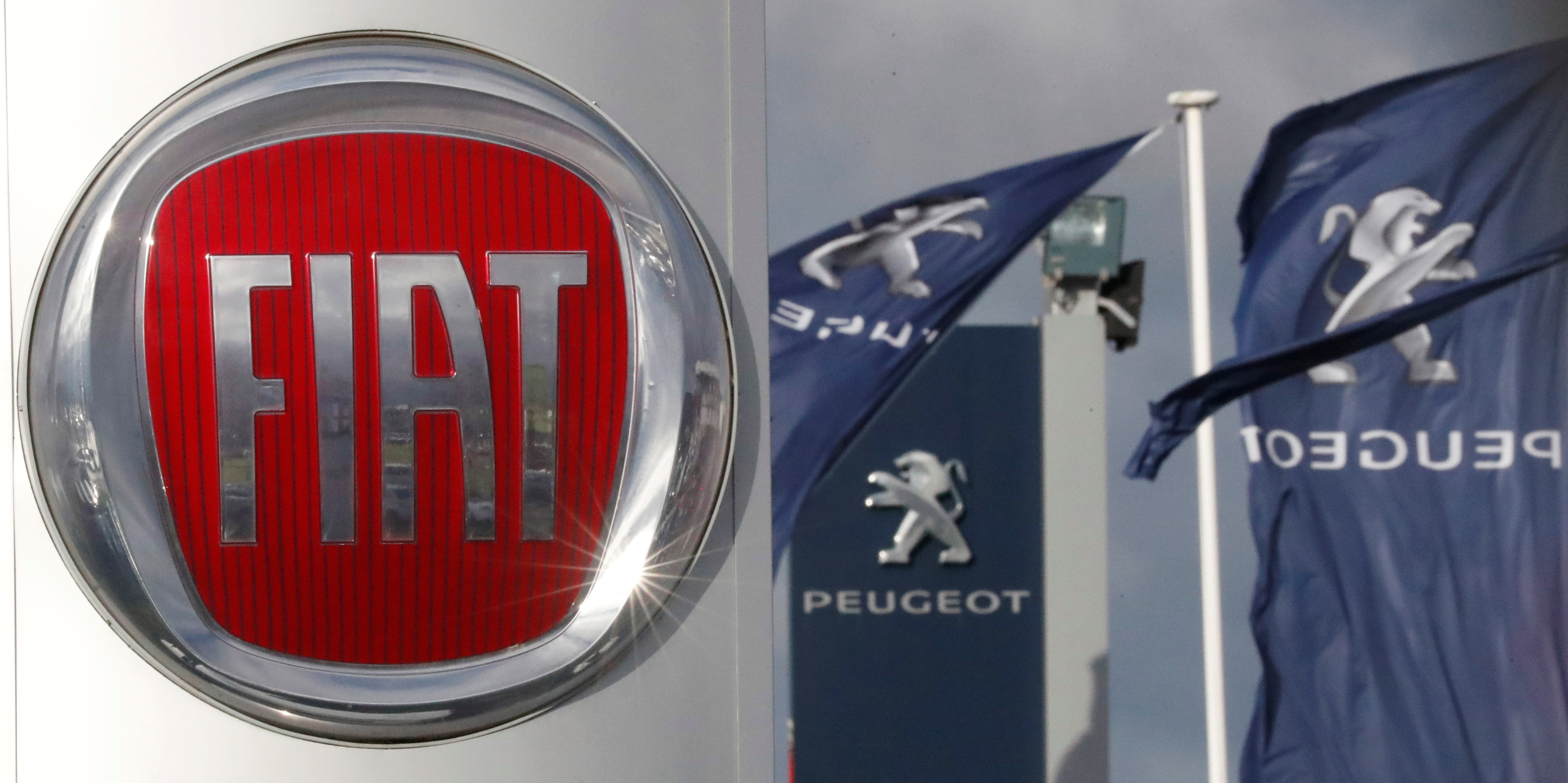 Fusion Fiat-Peugeot : l'histoire d'un coup de bluff
