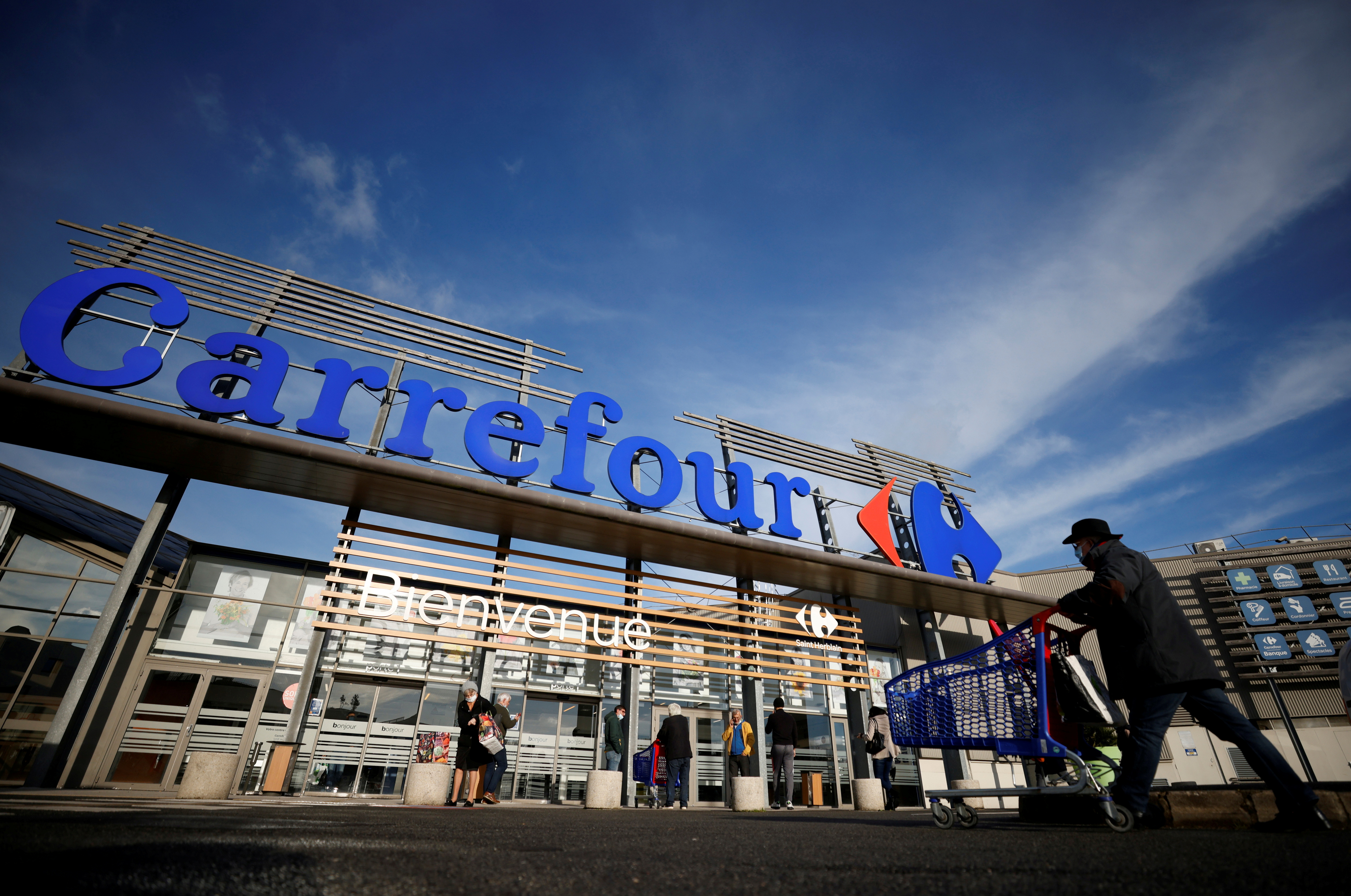 Couche-Tard laisse la porte ouverte à Carrefour, si l'État français change d'avis