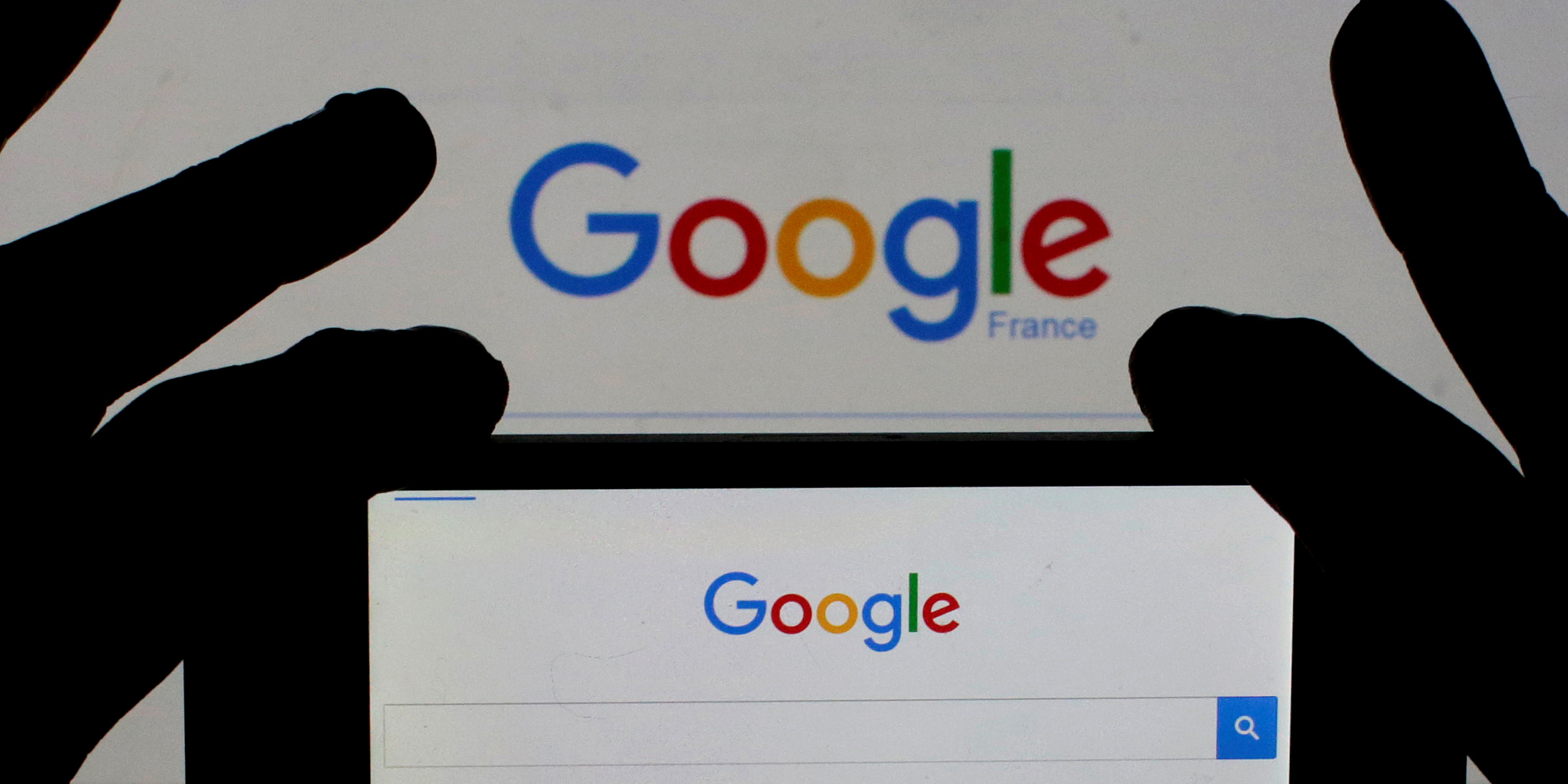 Droits voisins: la presse française signe un accord de rémunération de ses contenus avec le géant Google