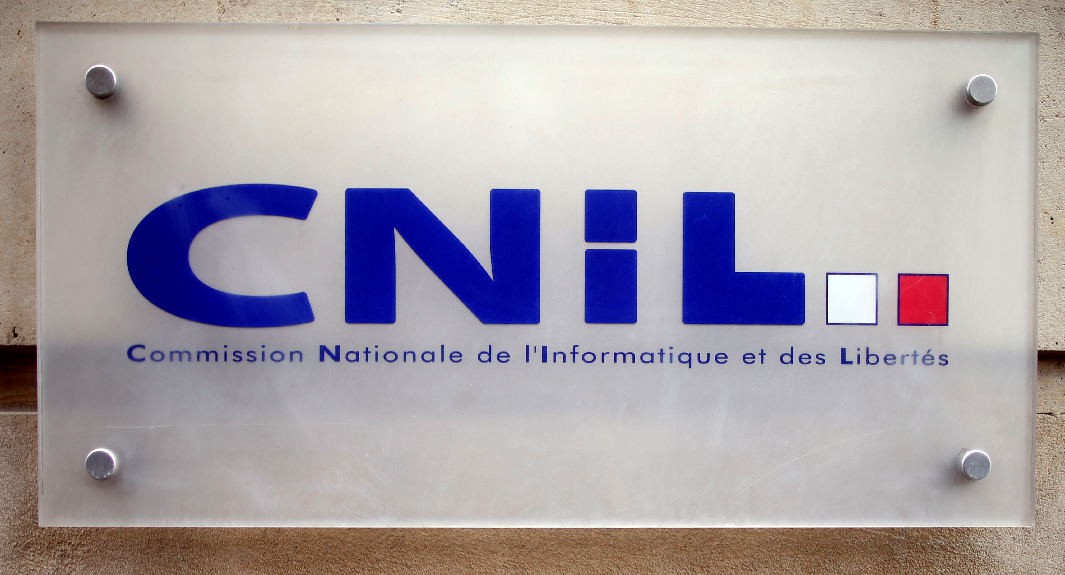 La CNIL sanctionne Slimpay pour l'exposition des données bancaires de 12 millions de clients pendant 4 ans