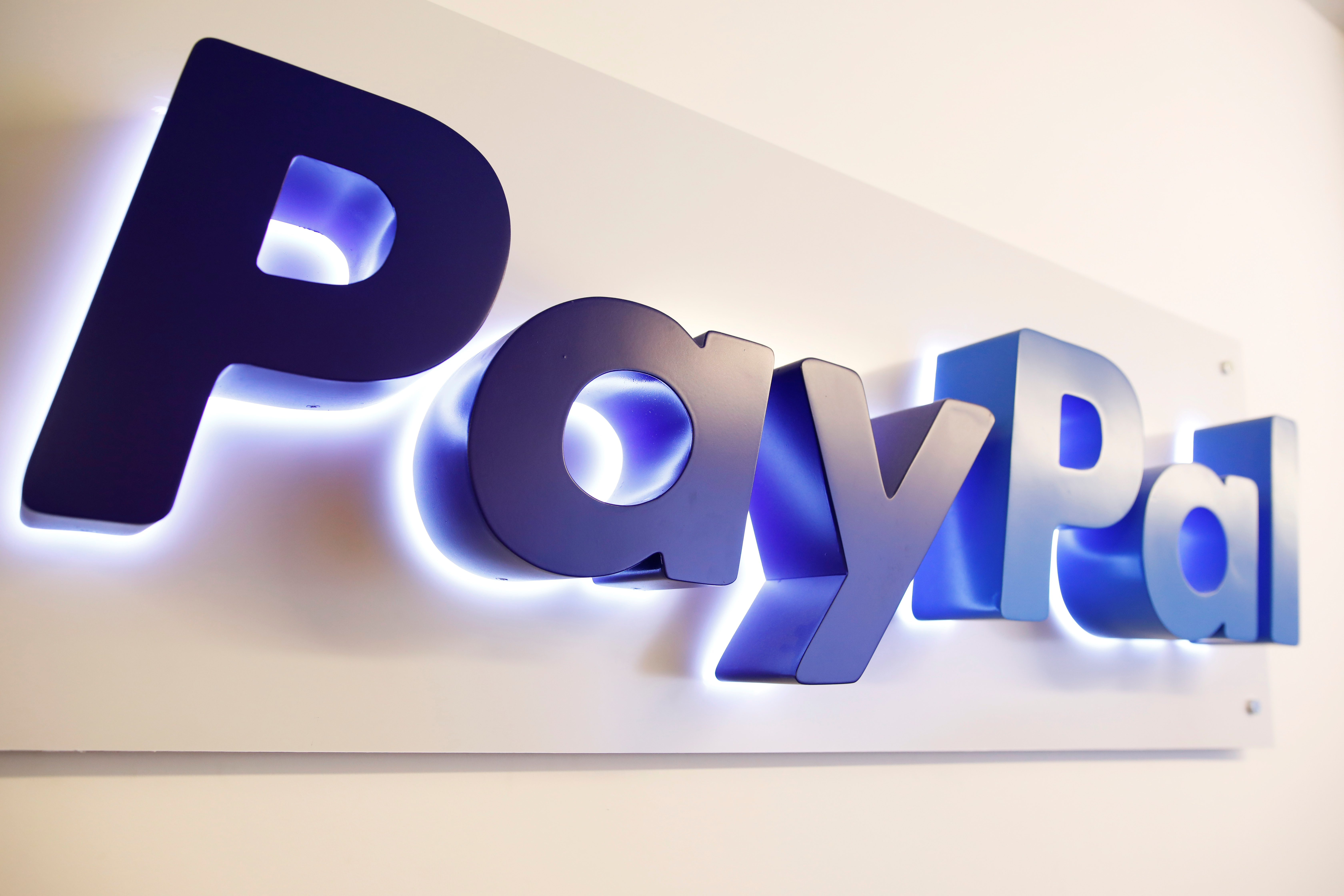 PayPal se lance dans la bataille du crédit en France