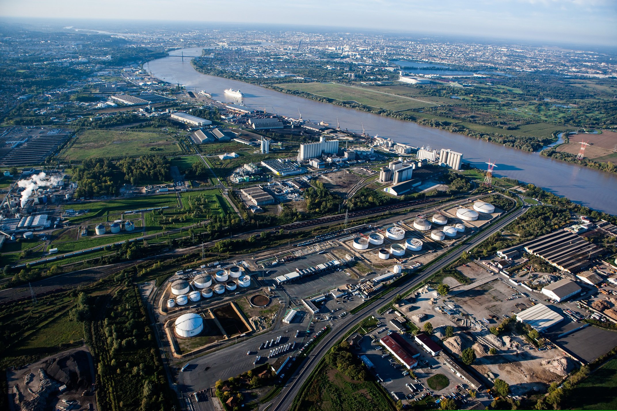 Industrie, énergies, foncier : le port de Bordeaux réfléchit à ses missions à l'horizon 2040