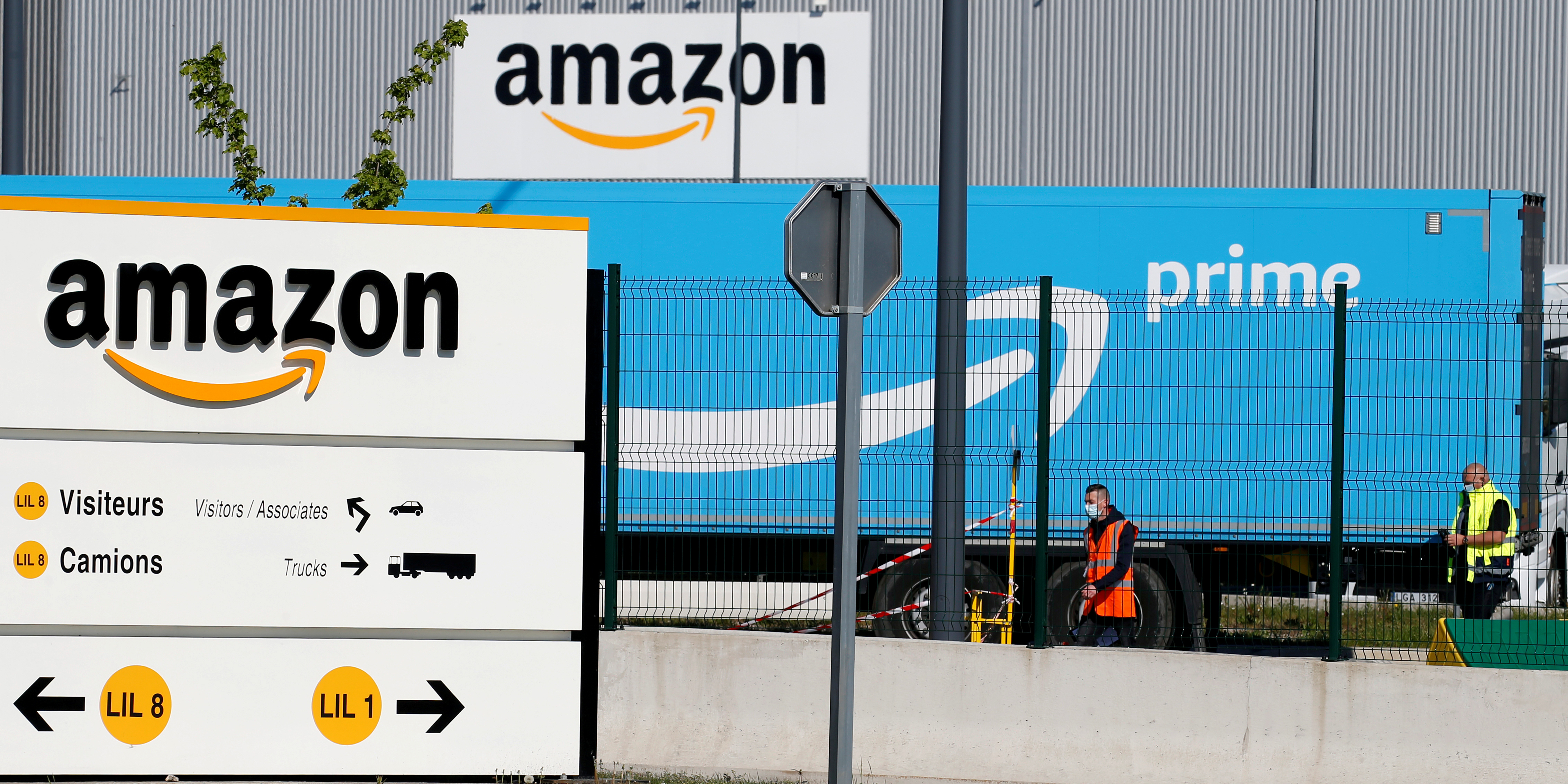 Malgré la fronde contre ses implantations, Amazon va embaucher 3.000 CDI en France en 2021