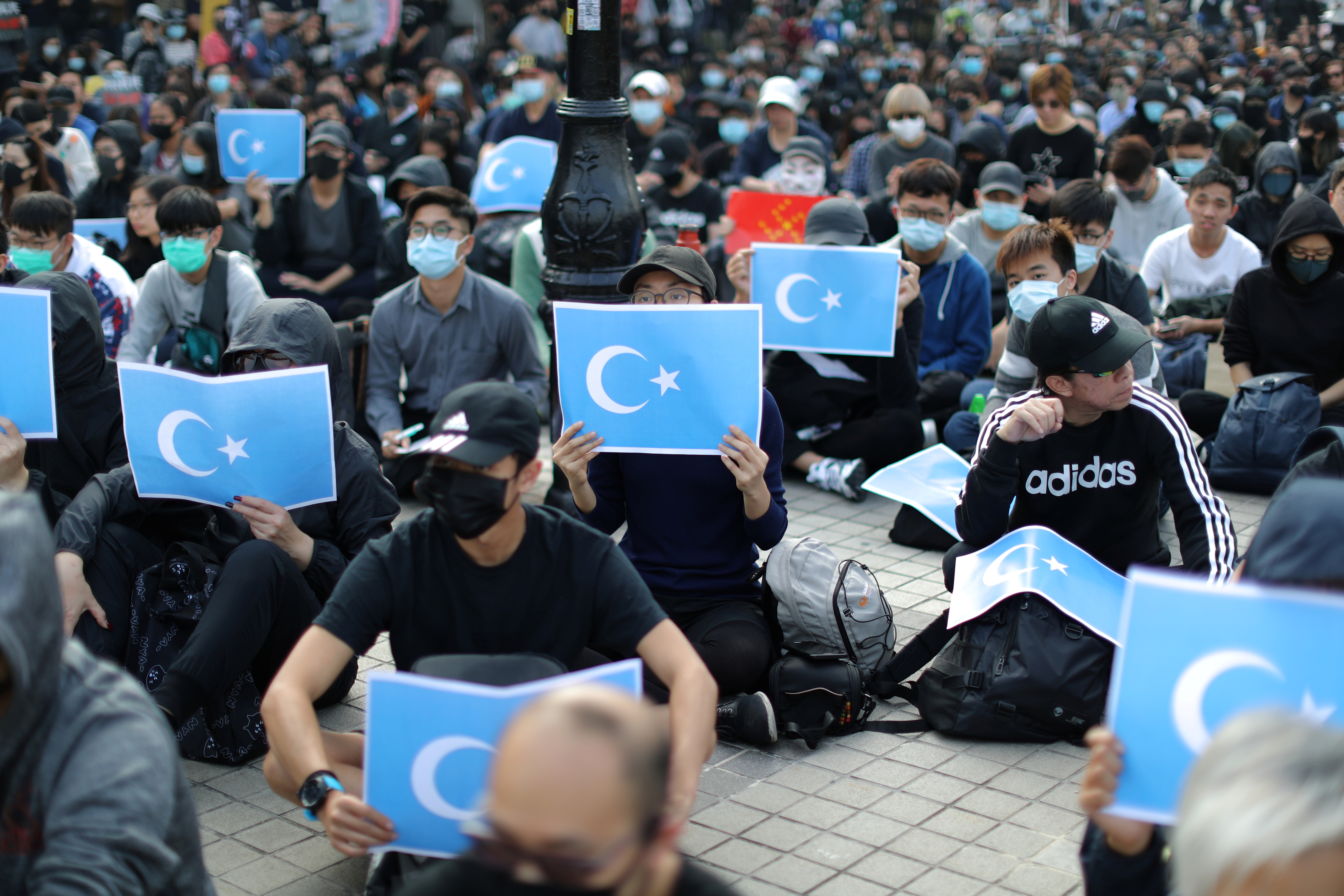 Répression des Ouïghours : faut-il porter plainte contre la Chine ?