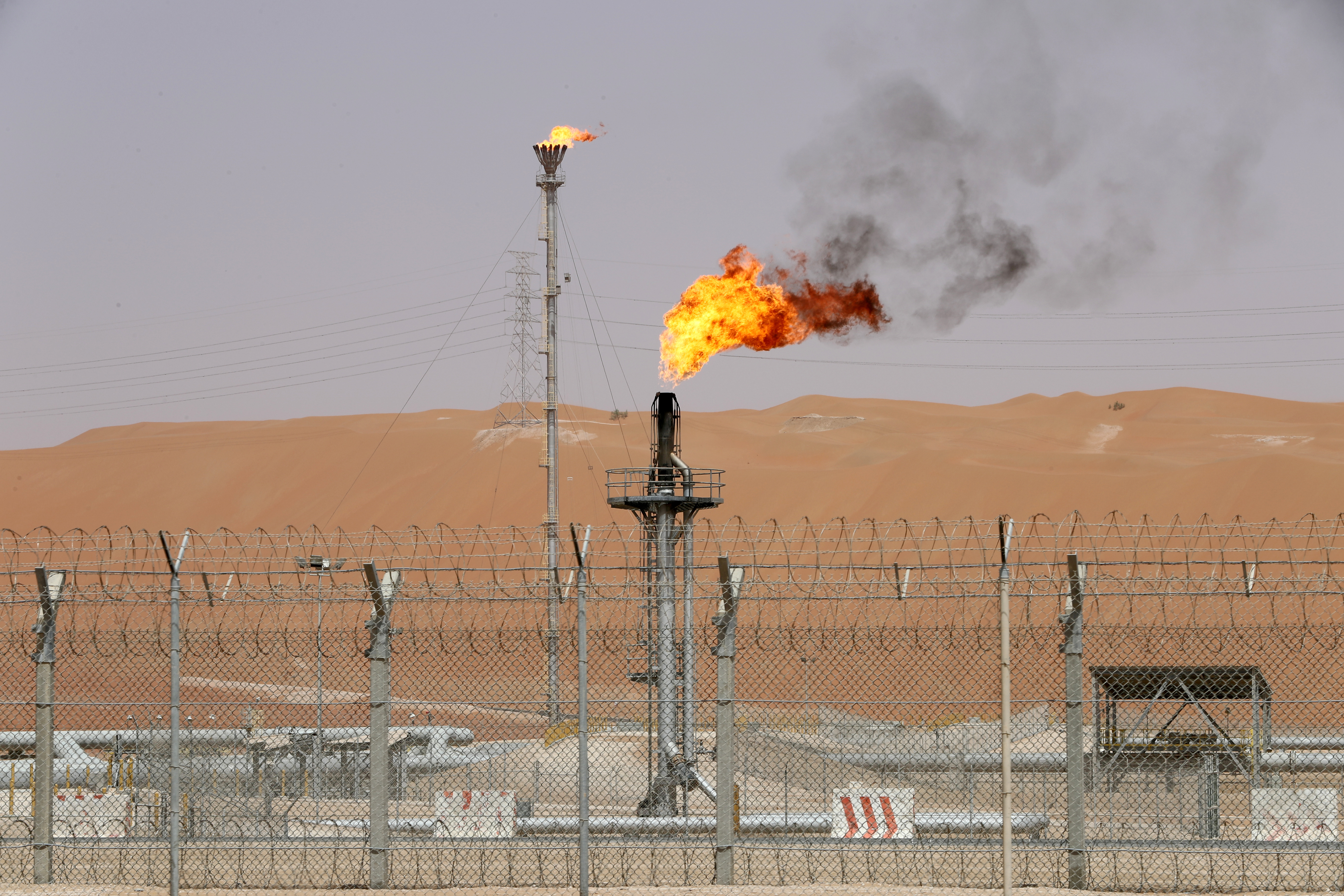 En Arabie Saoudite, attaques en série contre des usines, le géant Aramco pris pour cible