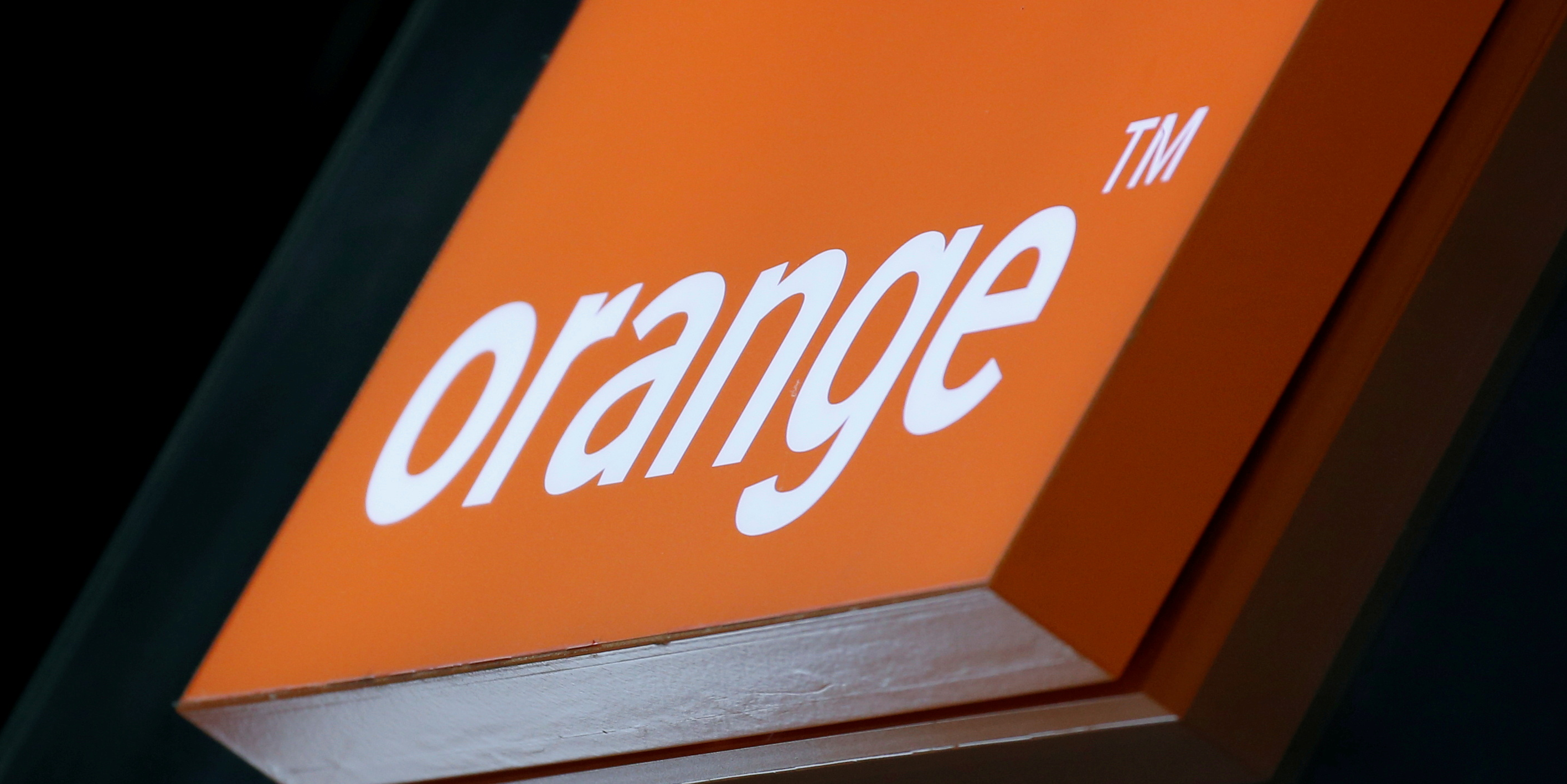 Le fonds Polygon fustige l'OPA d'Orange sur sa filiale belge