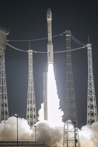 VV18 : succès capital pour le lanceur italien Vega et pour l'Europe spatiale