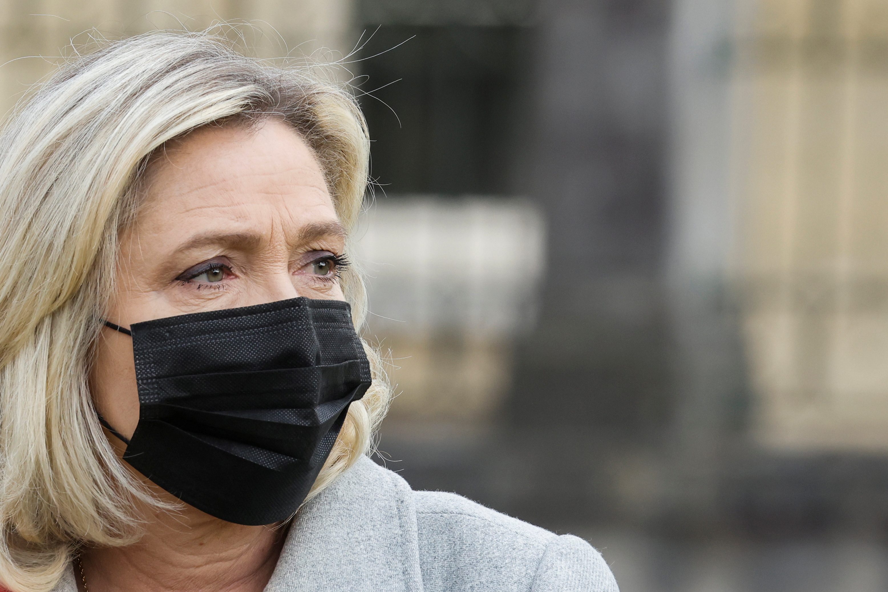 Ces marchands de chaos qui jouent Le Pen à l'Elysée