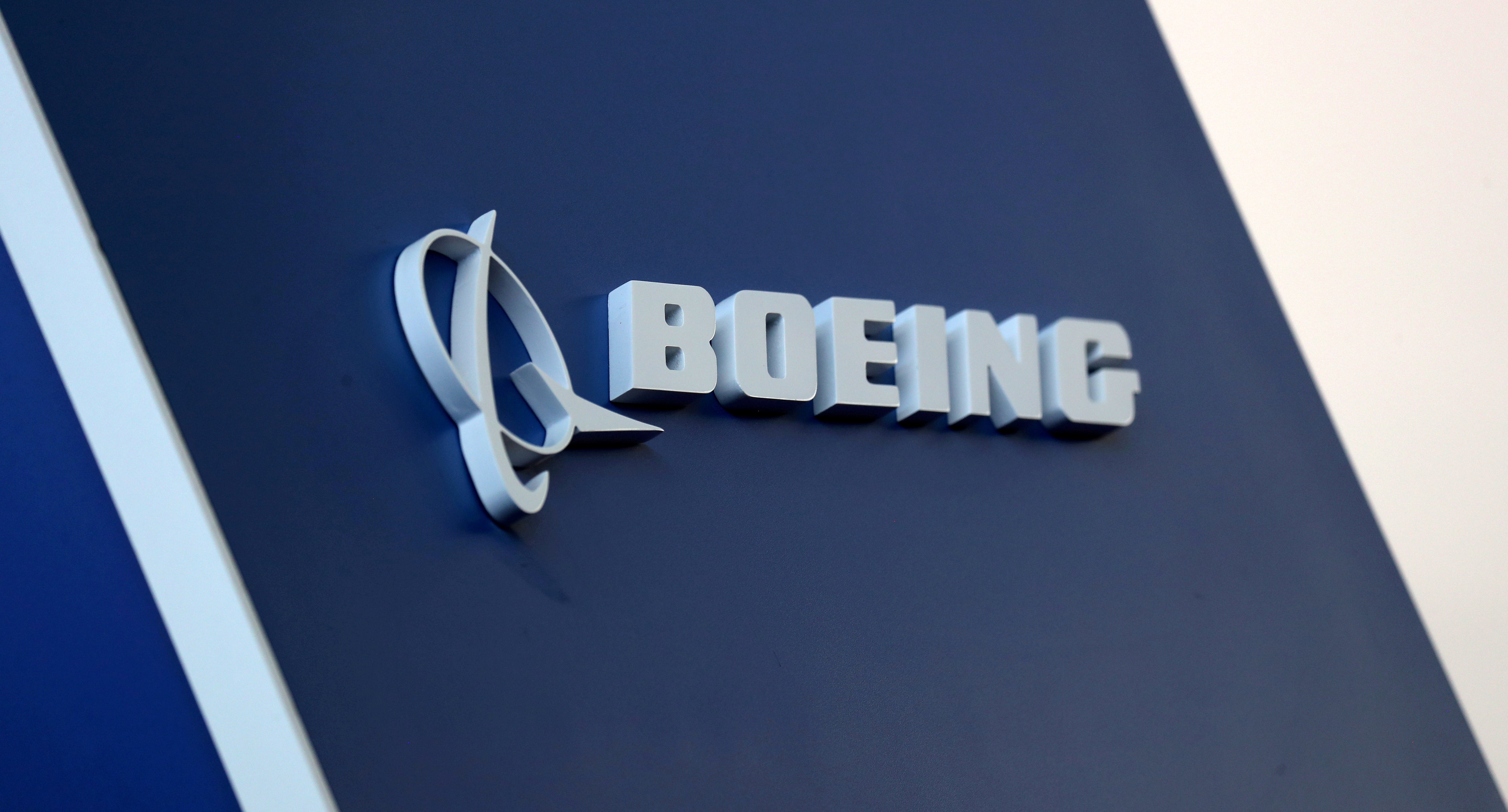 Boeing : la FAA maintient une surveillance renforcée